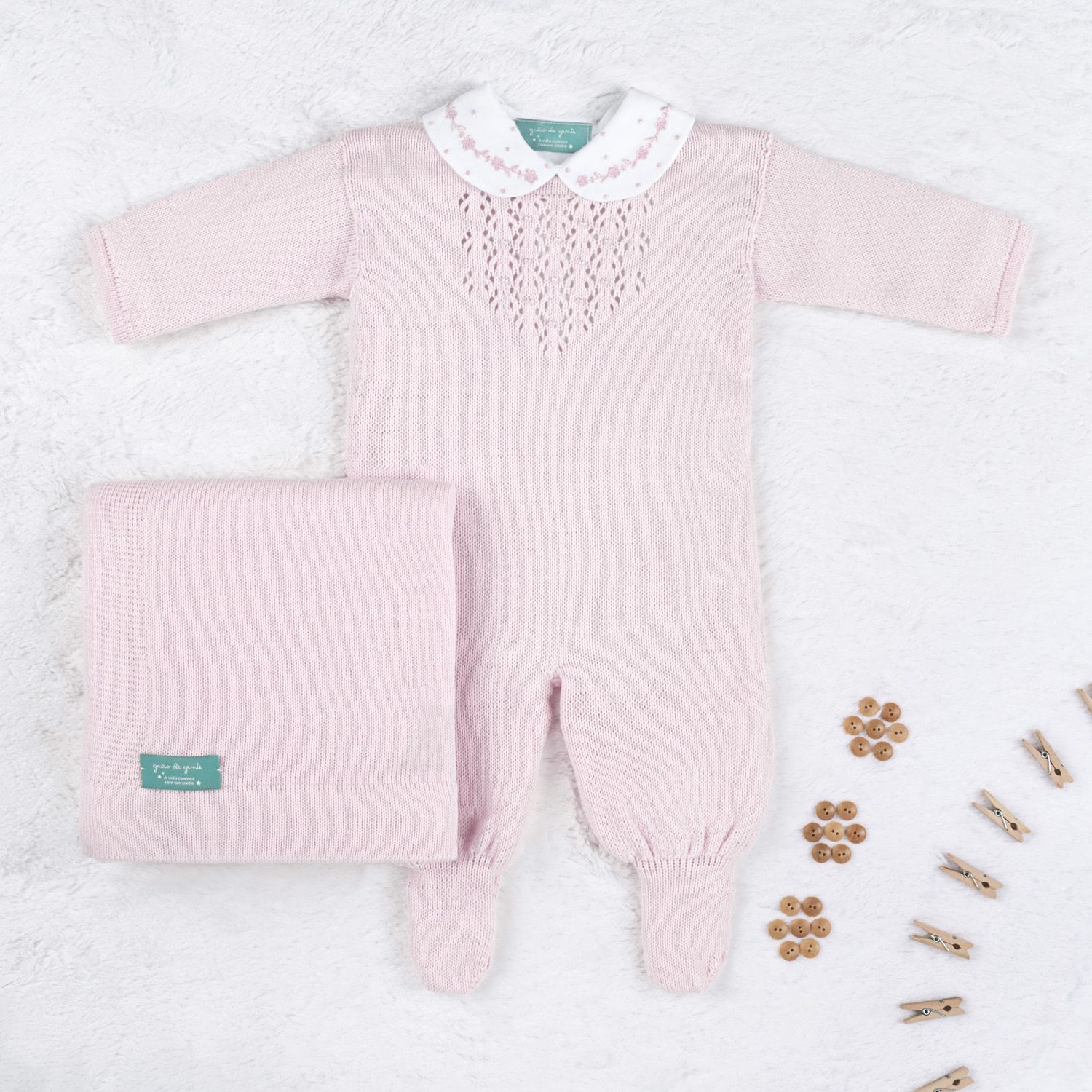 Saída Maternidade Tricot Marselha com Pérola Rosa 03 Peças