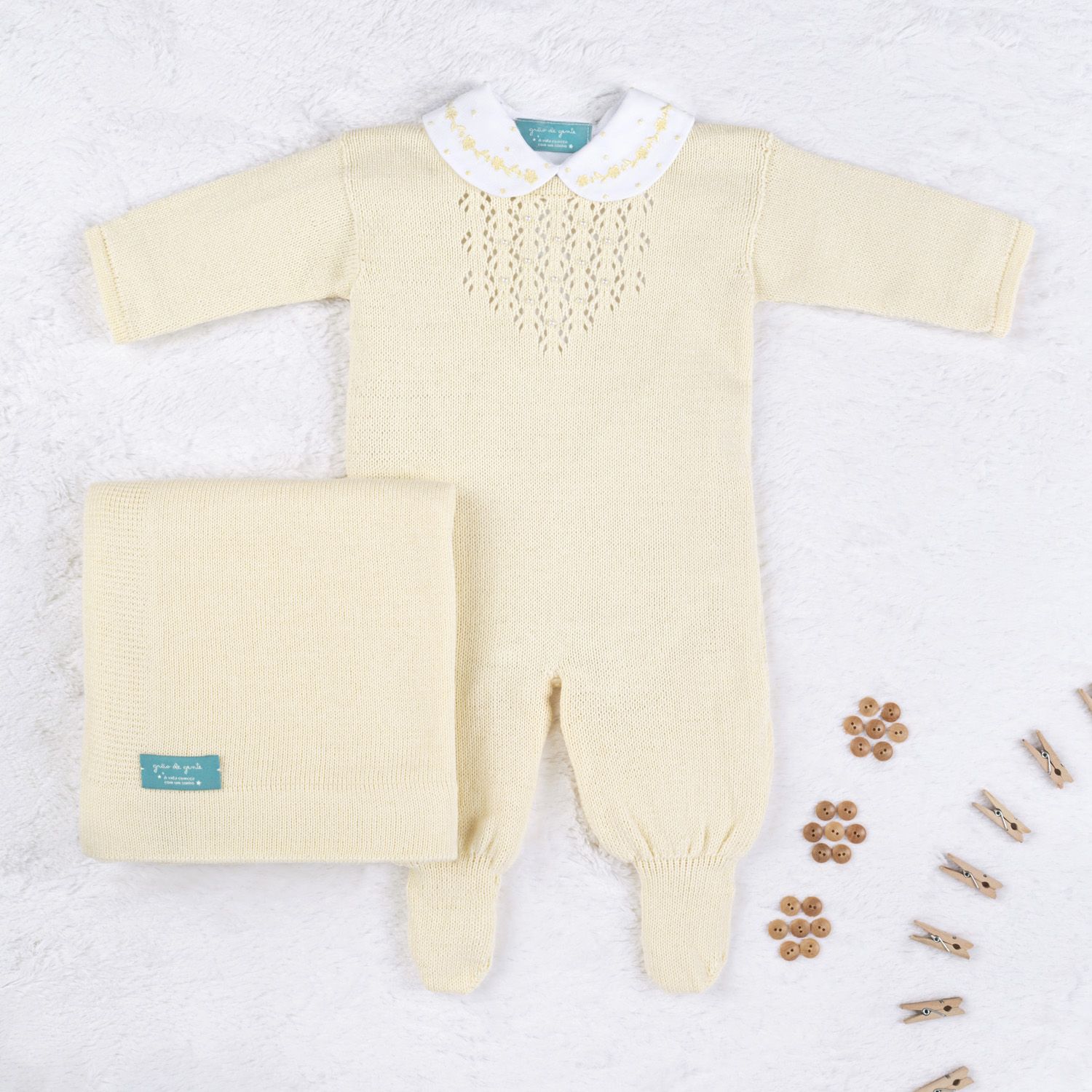 Saída Maternidade Tricot Marselha com Pérola Rosa 03 Peças