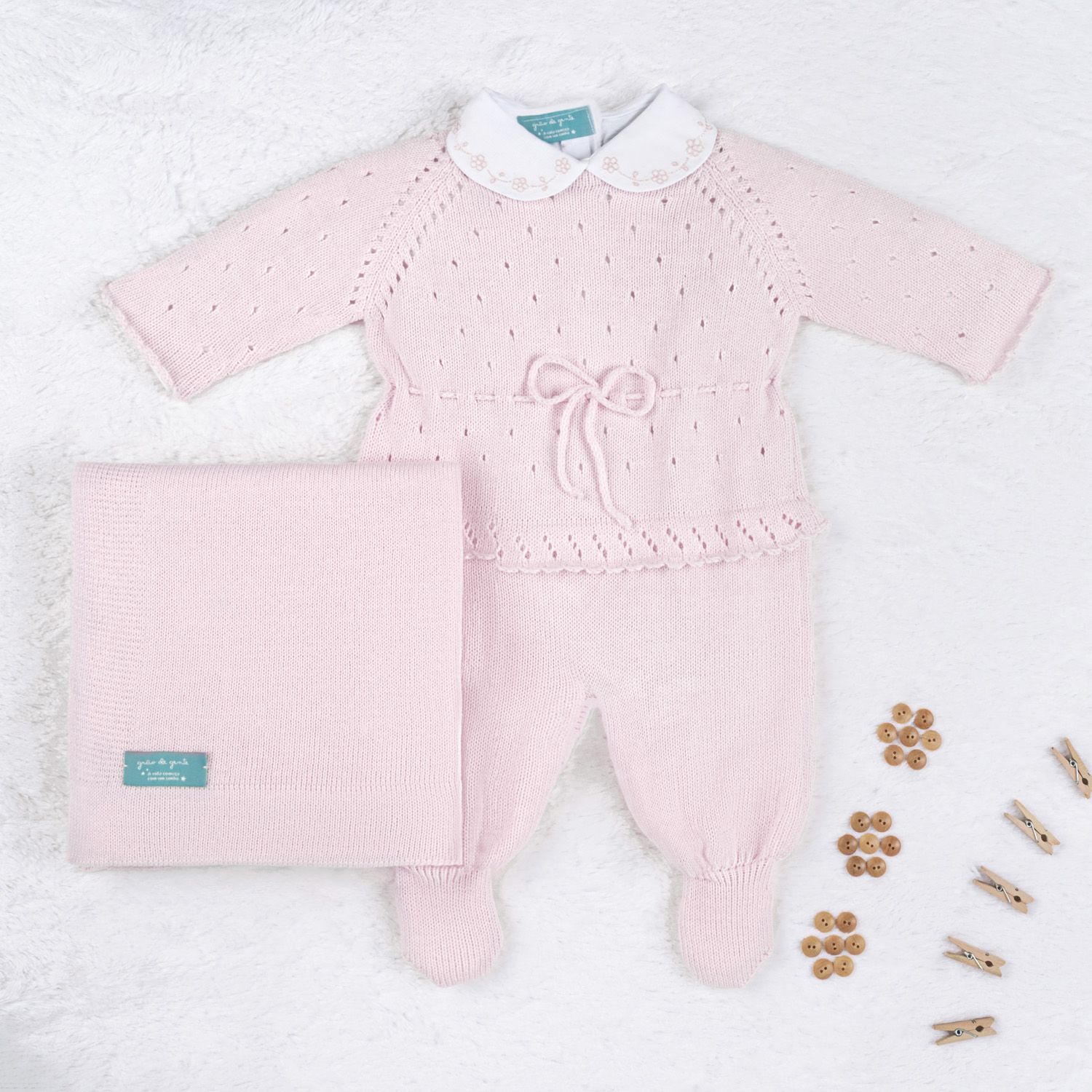 Saída Maternidade Tricot Camélia Rosa 03 Peças