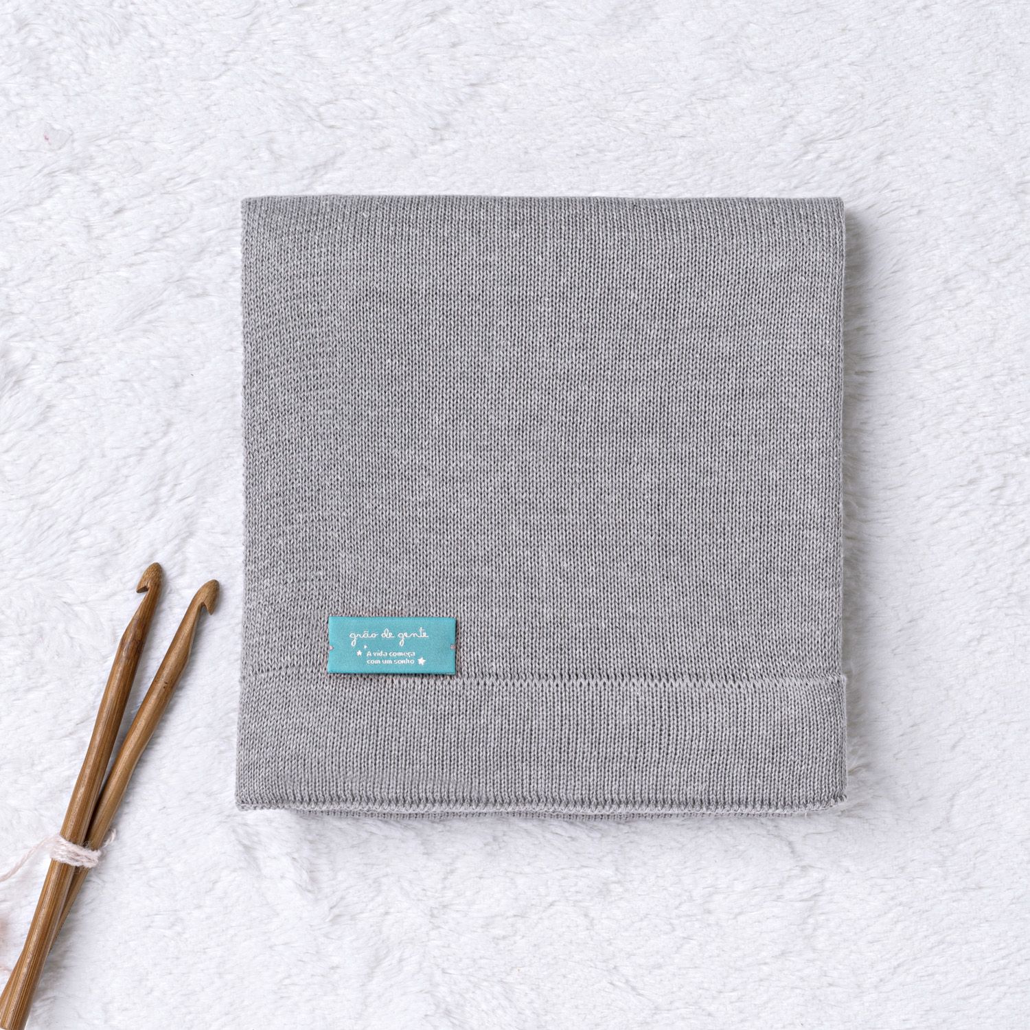 Saída Maternidade Tricot com Macacão e Body Requinte Cinza 03 Peças