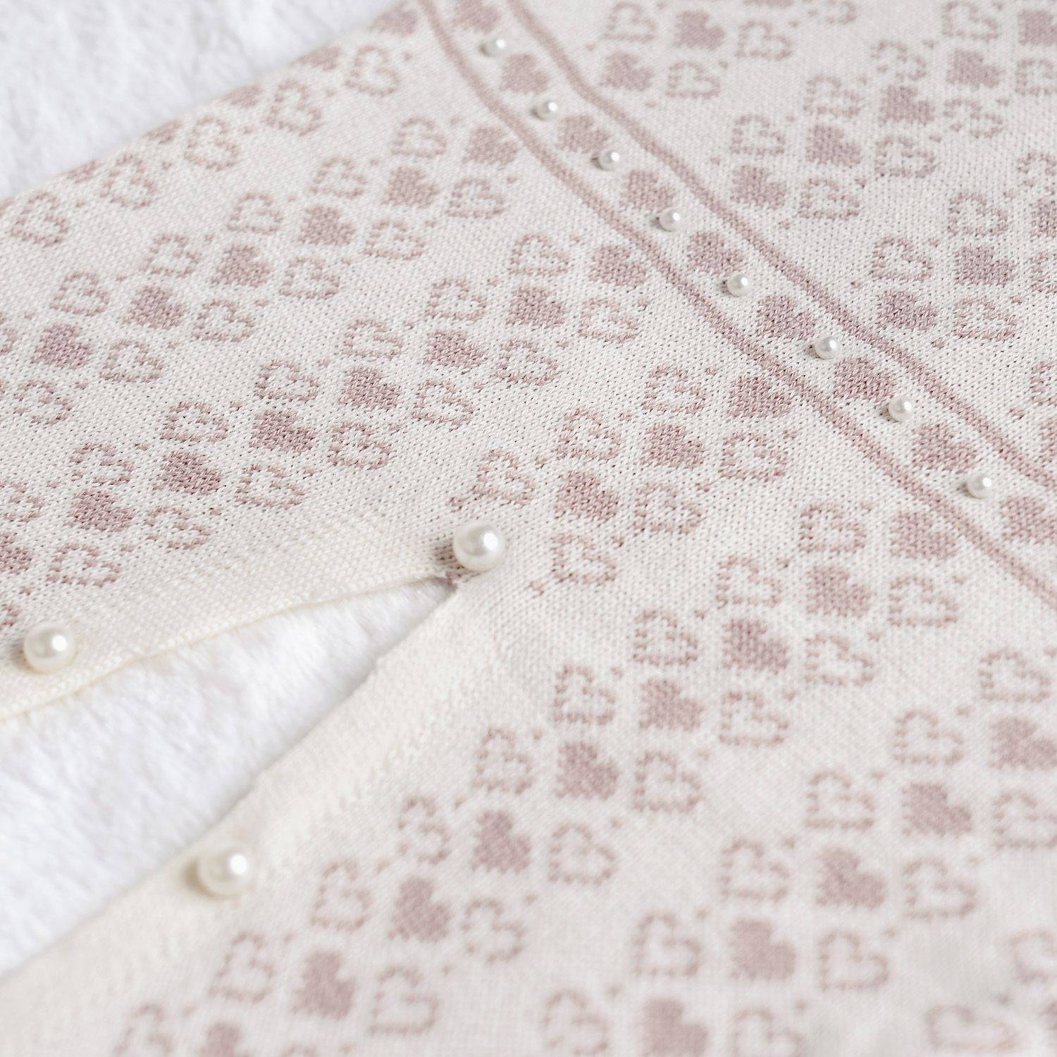 Macacão Tricot Mademoiselle Coração Nude e Azul Marinho