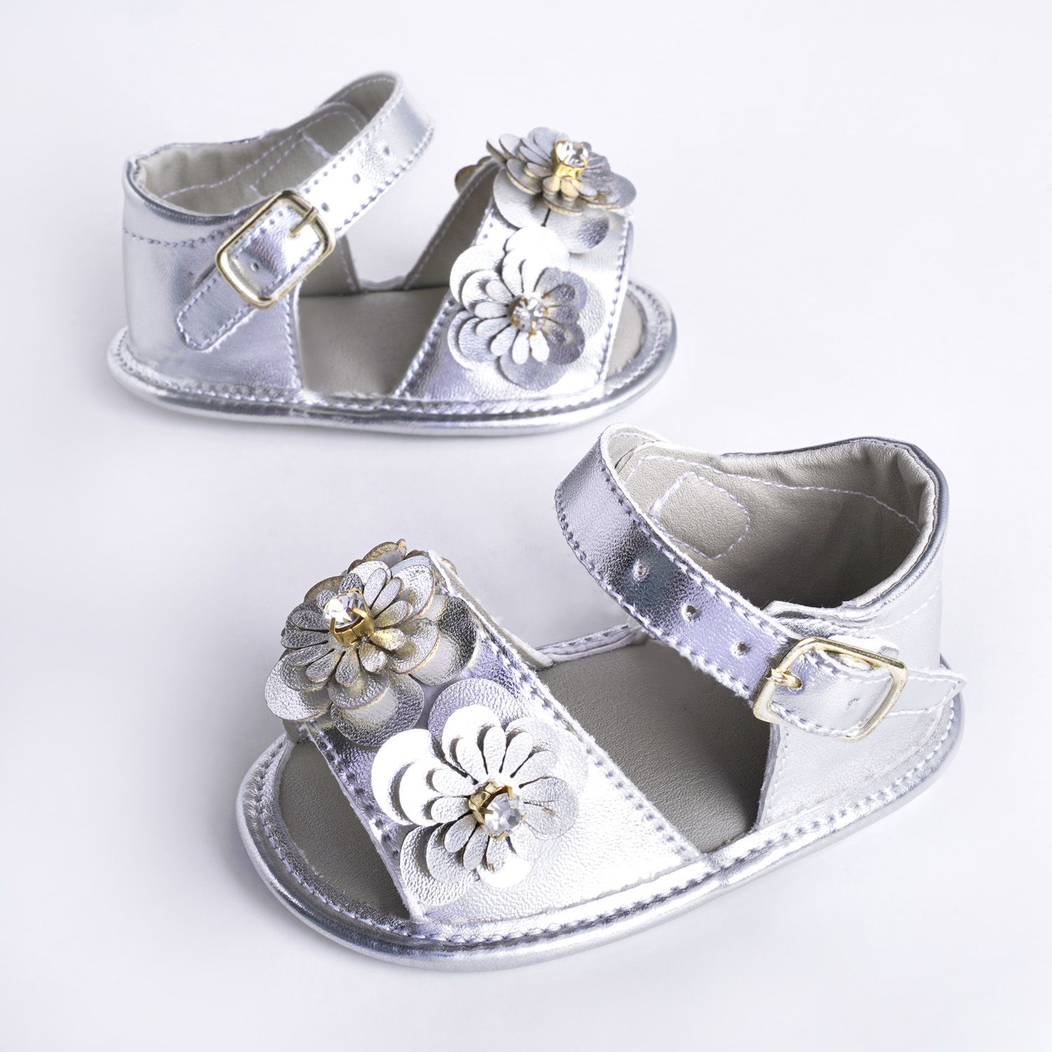 Sandália de Bebê Margaridas e Strass Prata Tam 15