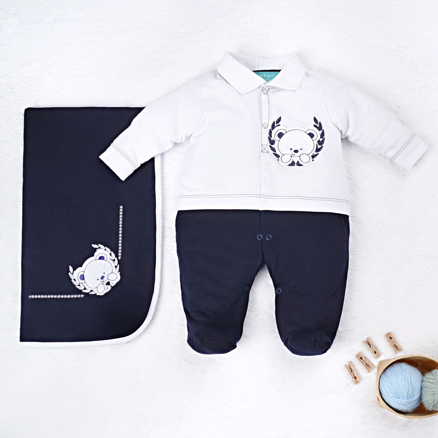 Saída Maternidade Ursinho Polar Azul Marinho 02 Peças