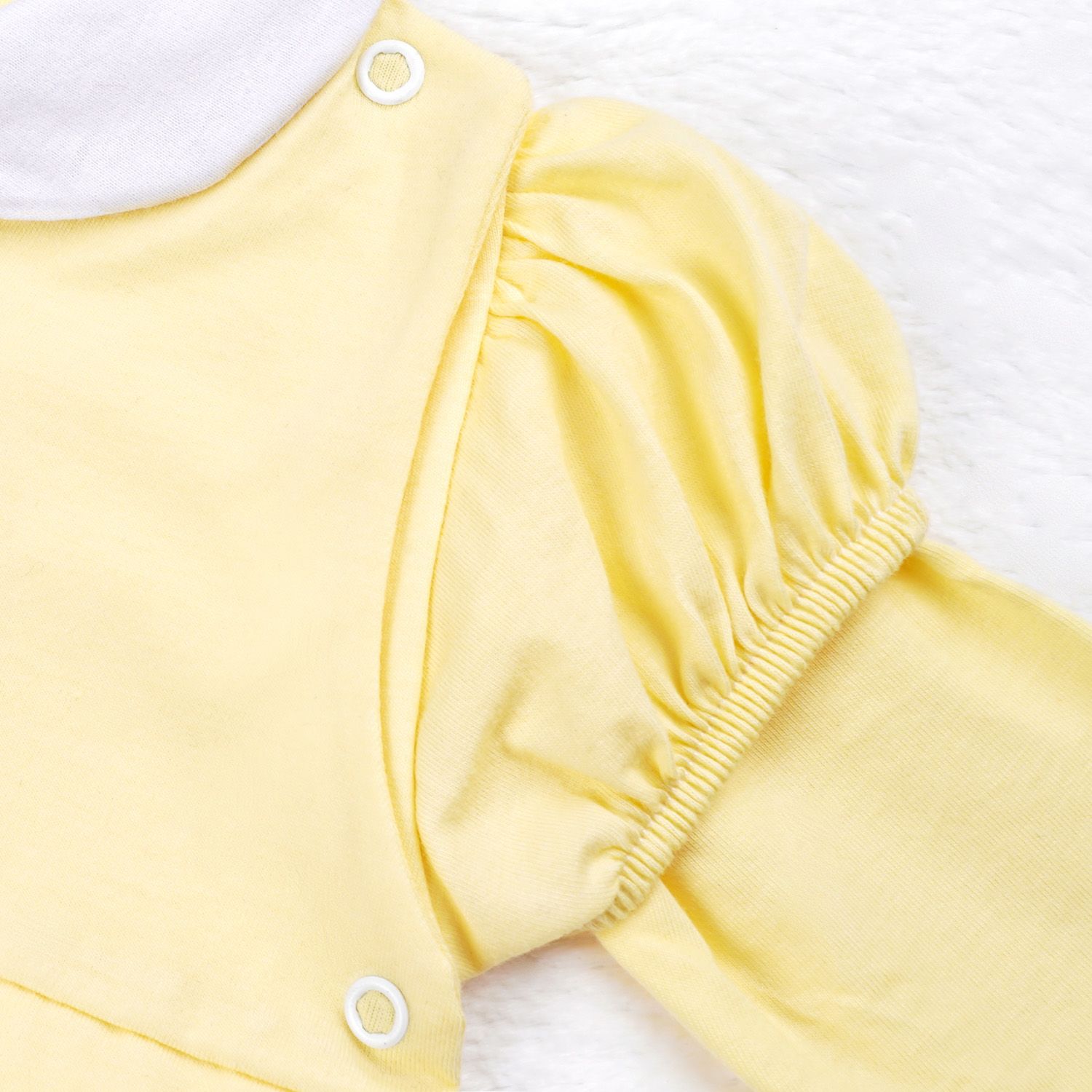 Saída Maternidade Coração de Princesa Amarelo 02 Peças