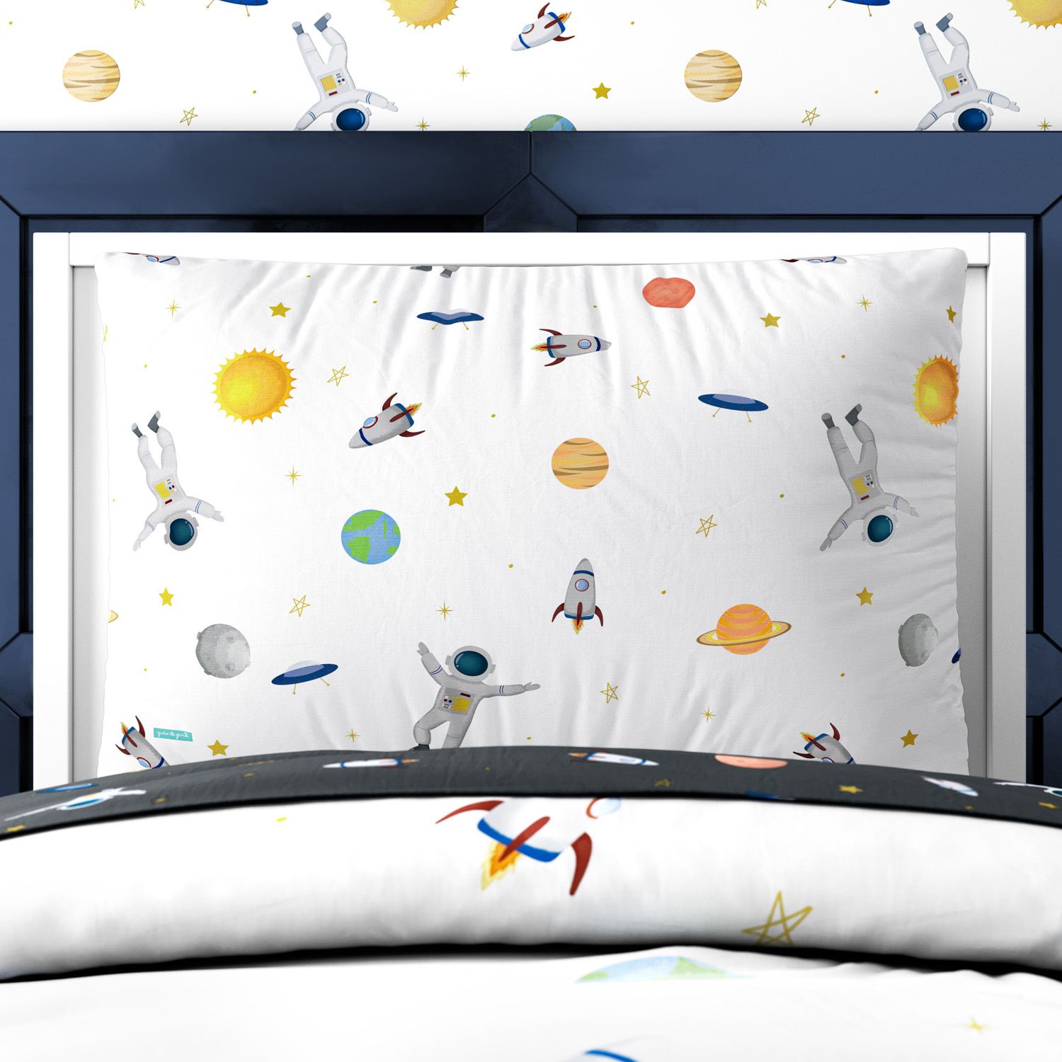 Kit Cama Infantil Solteiro Astronauta Preto e Branco