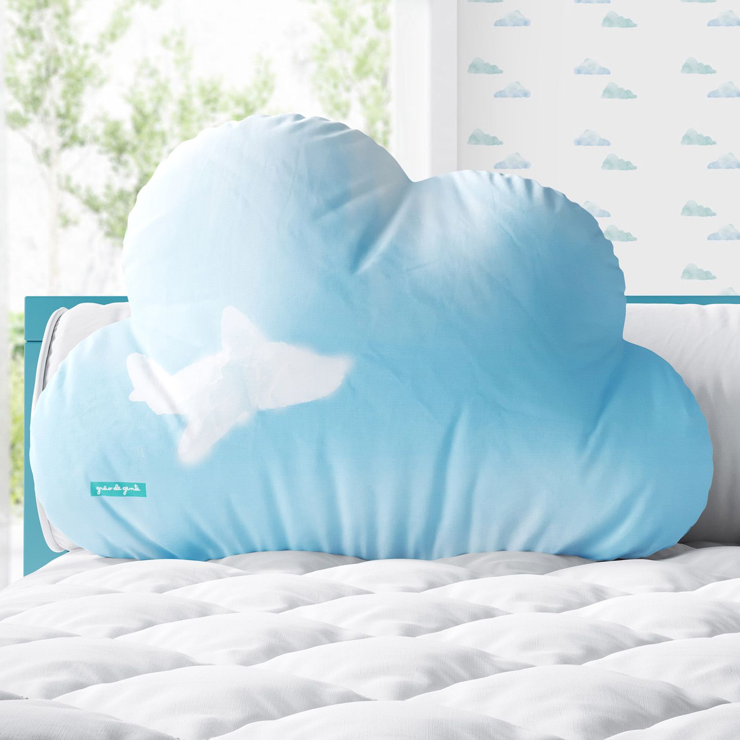 Almofada Nuvem Tie Dye Aviãozinho Azul 33cm