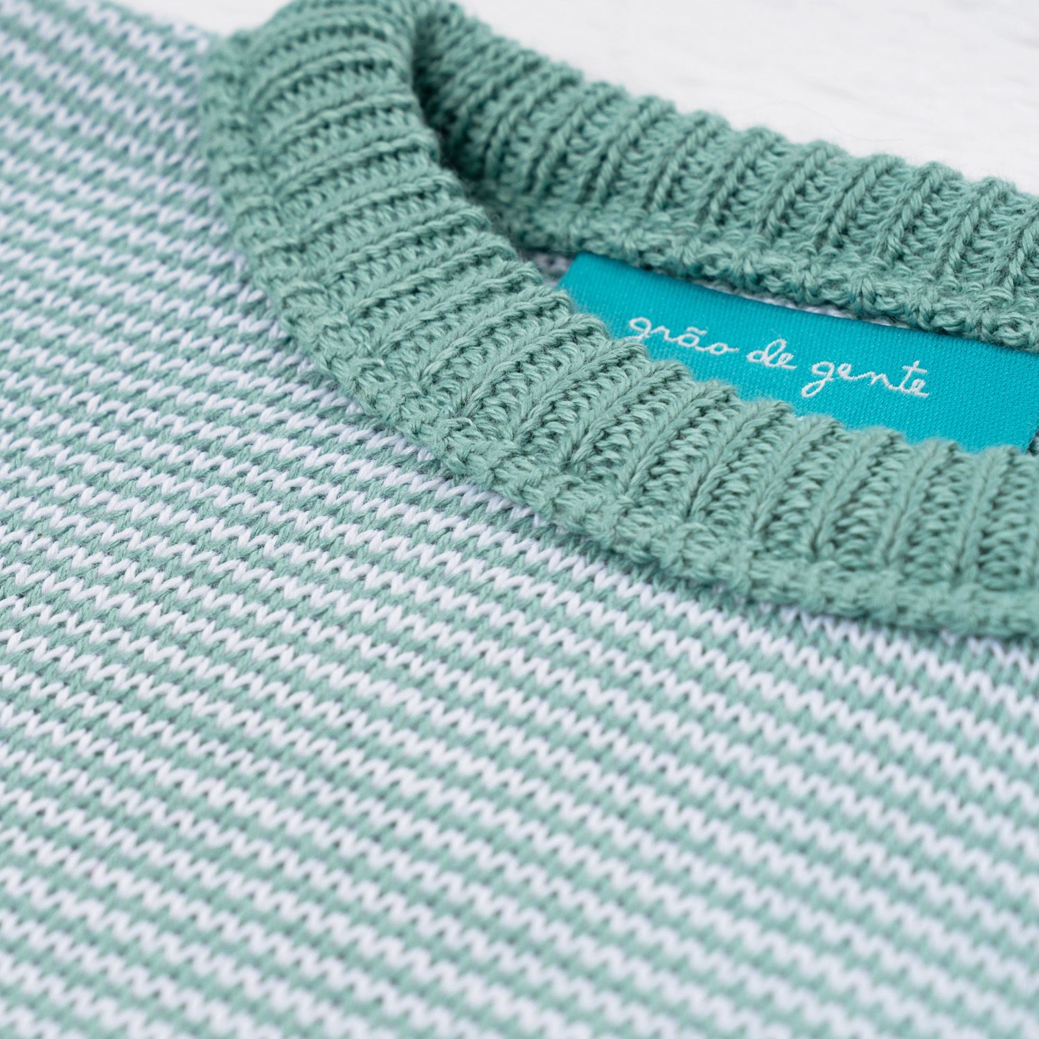 Saída Maternidade Tricot Micro Chevron Verde e Branco 03 Peças