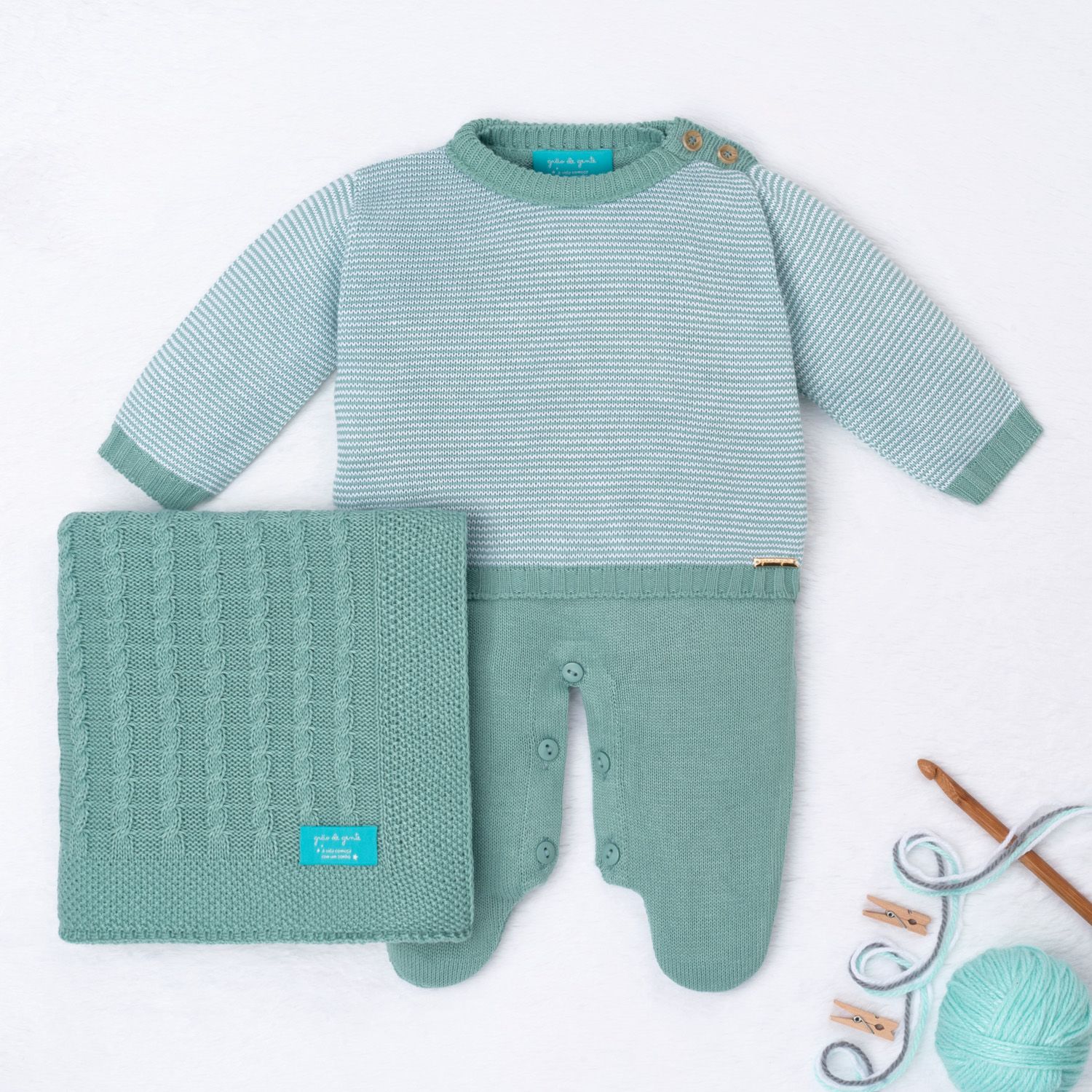 Saída Maternidade Tricot Micro Chevron Verde e Branco 03 Peças