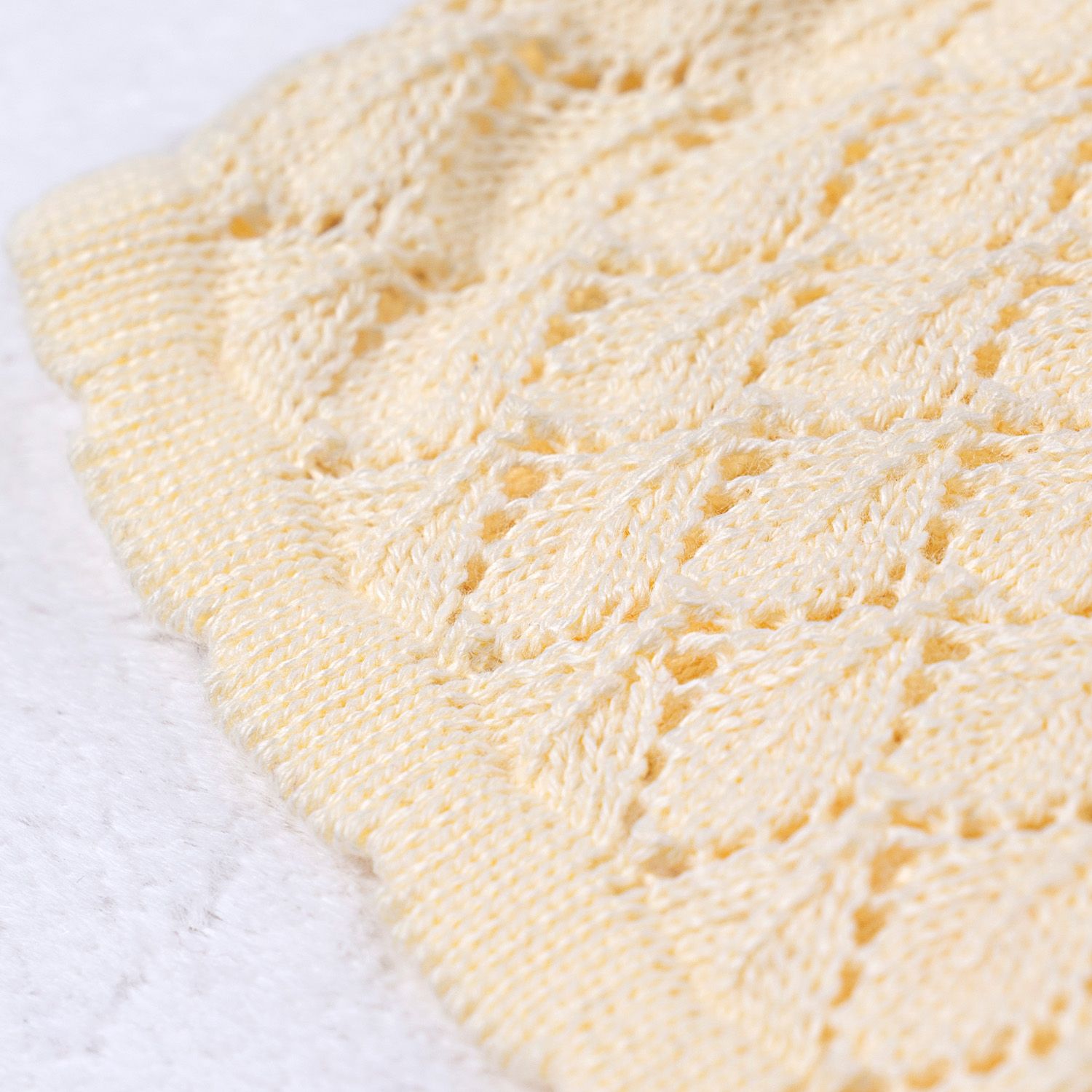 Vestido Tricot Vazado Laços Vermelho