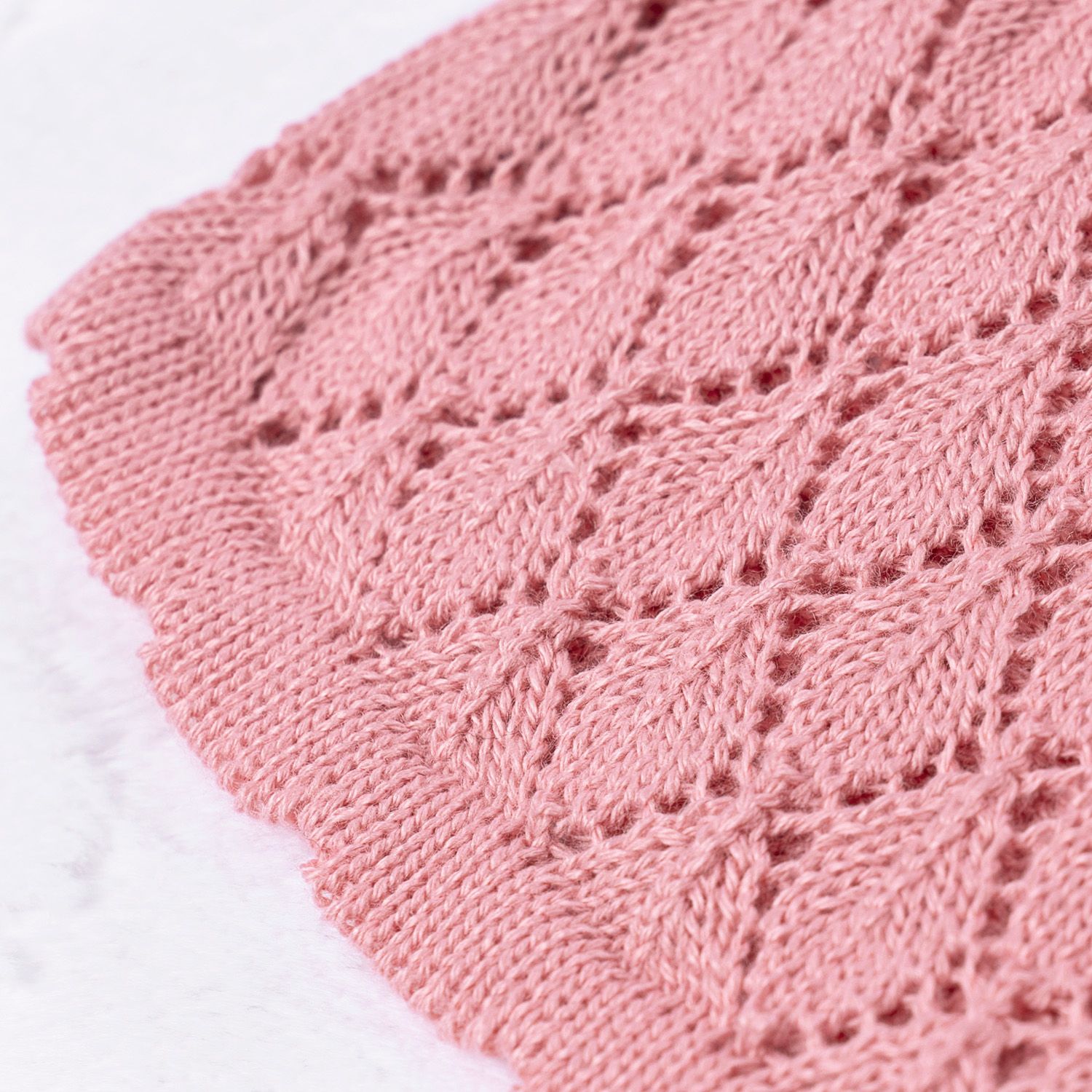 Vestido Tricot Vazado Laços Vermelho