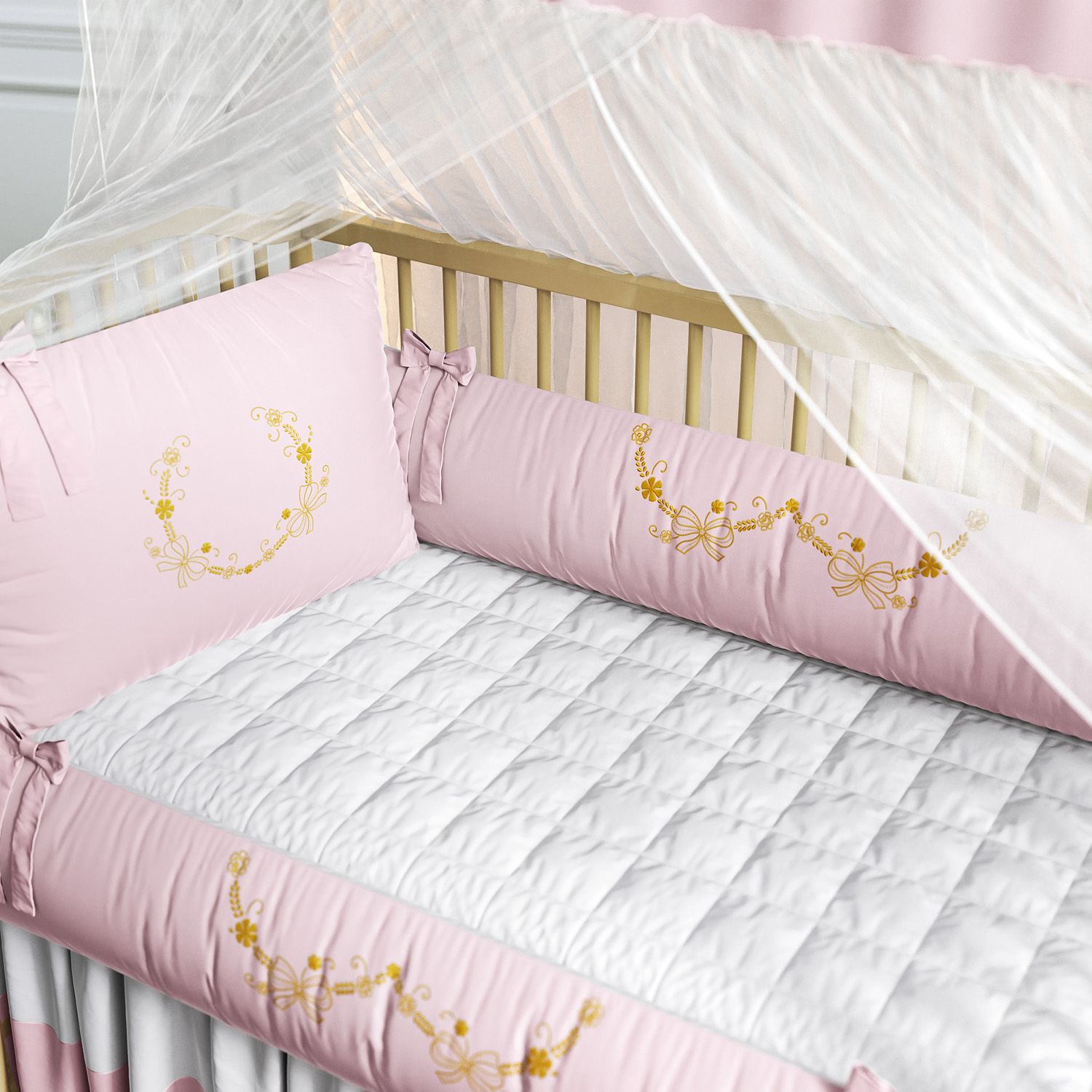 Kit Berço Arabesco Branco e Dourado