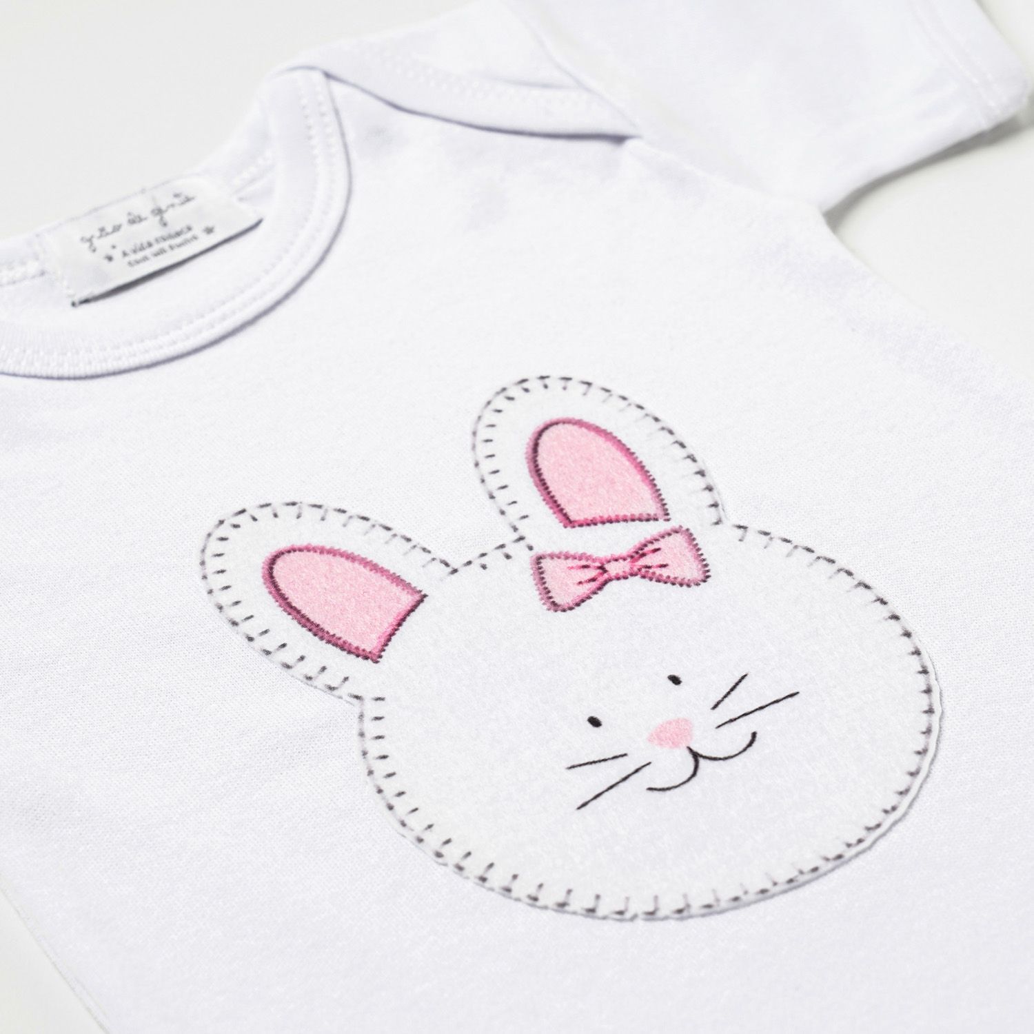 Body Manga Curta Amiguinha Coelhinha Rosa Tam P