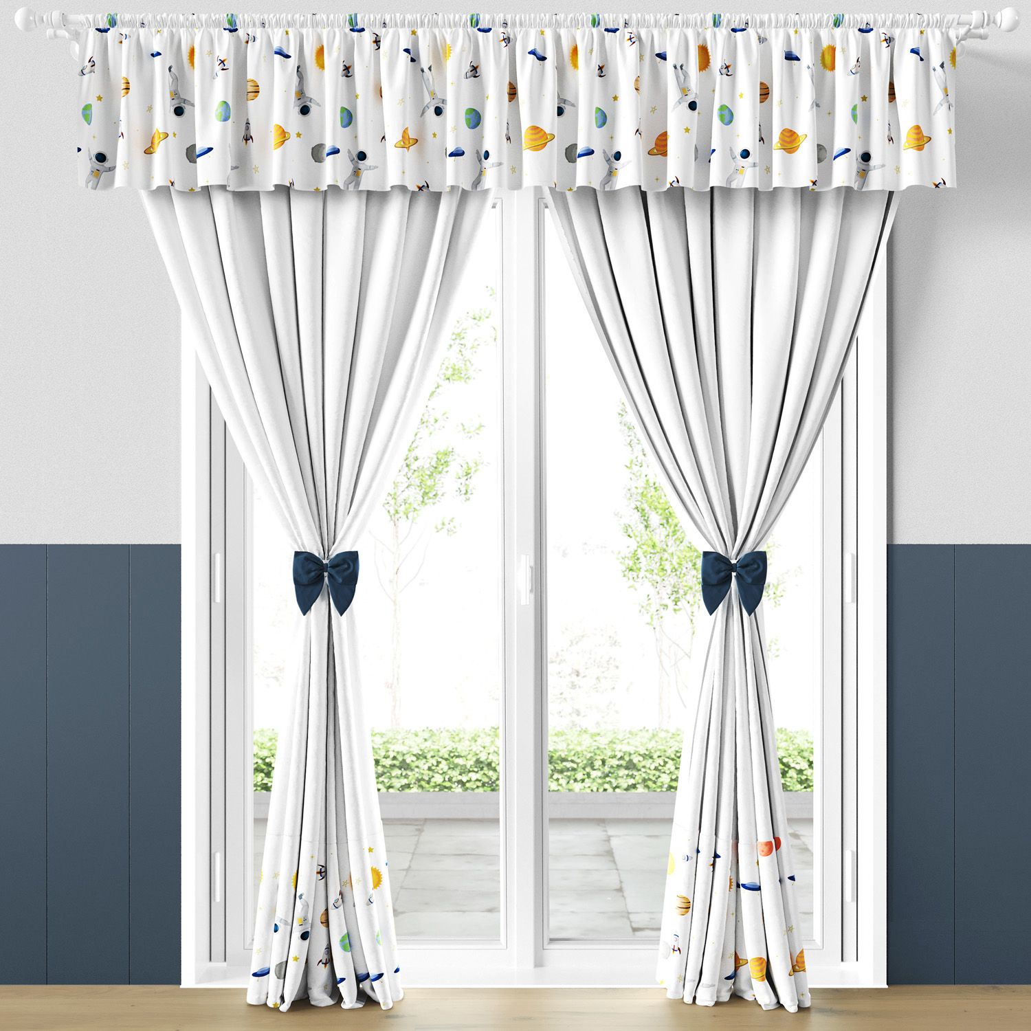 Cortina Infantil e Bebê Astronautas