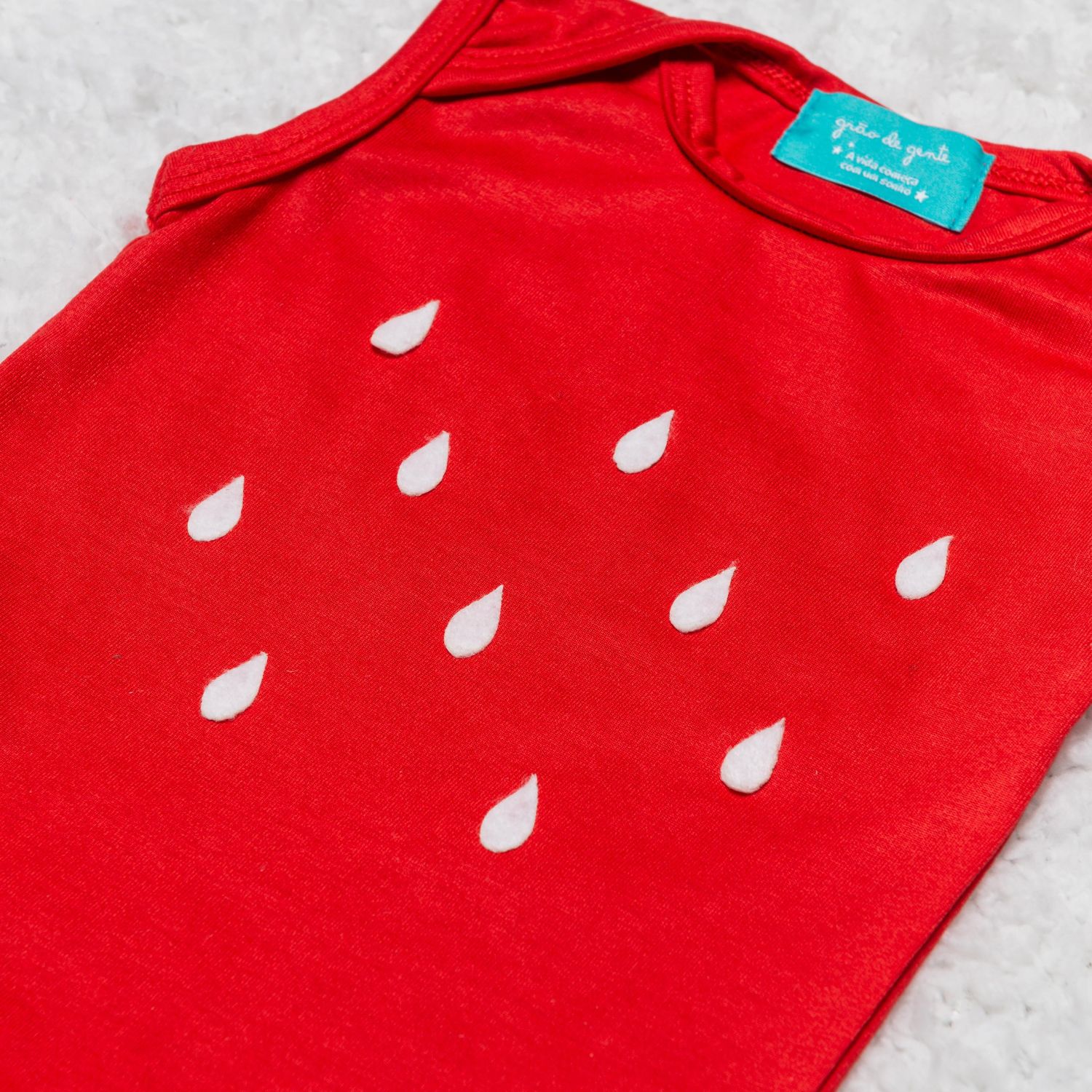 Fantasia Morango Bebê com Saia de Tule 4 Peças