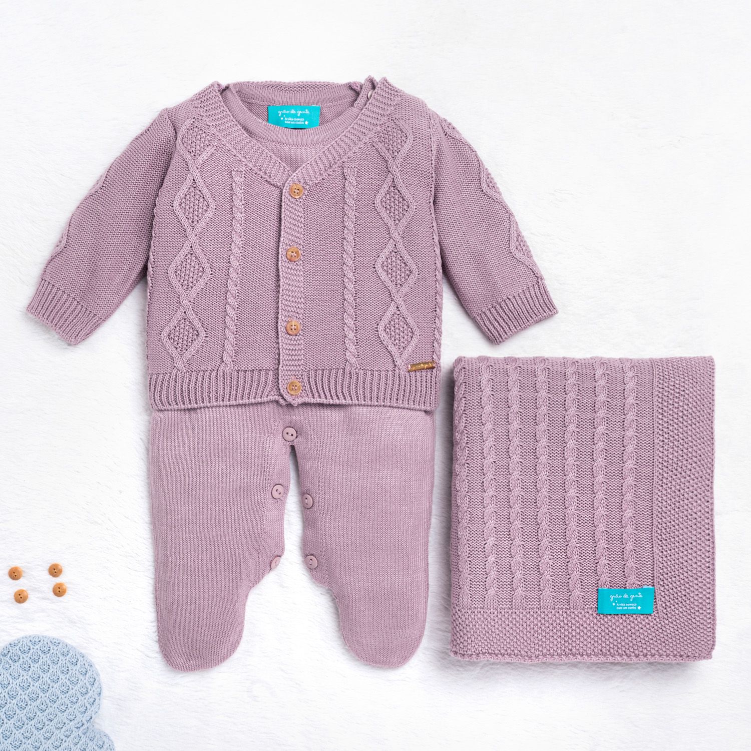 Saída Maternidade Tricot Trança Cinza Macaron