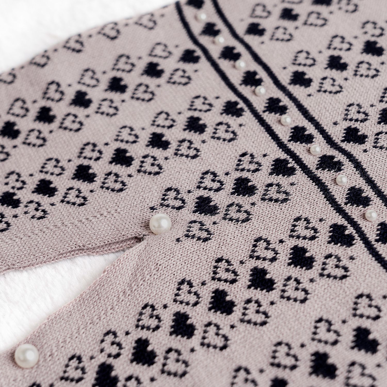 Macacão Tricot Mademoiselle Coração Nude e Azul Marinho — vista alternativa