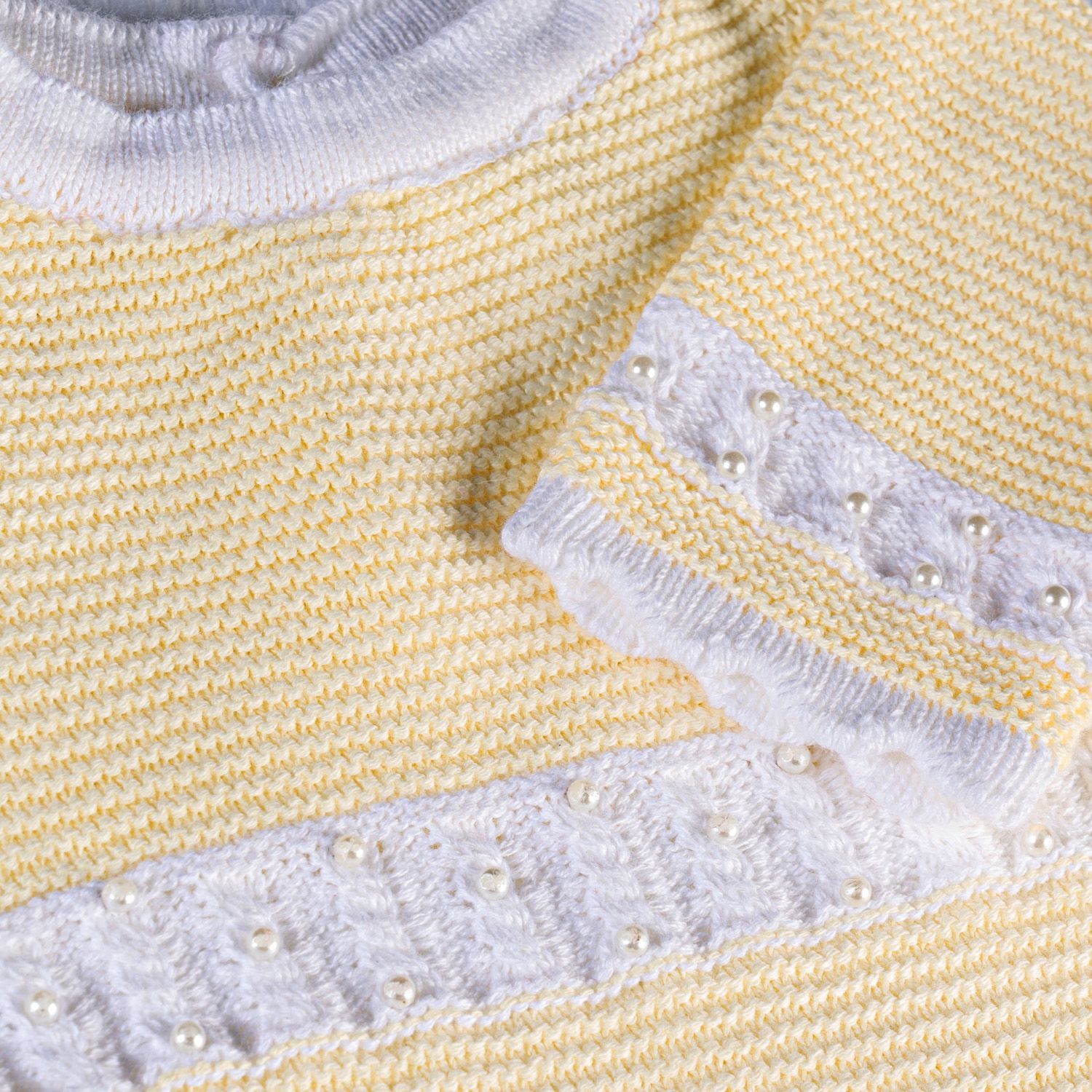 Macacão Tricot com Pérolas Amarelo Camomila