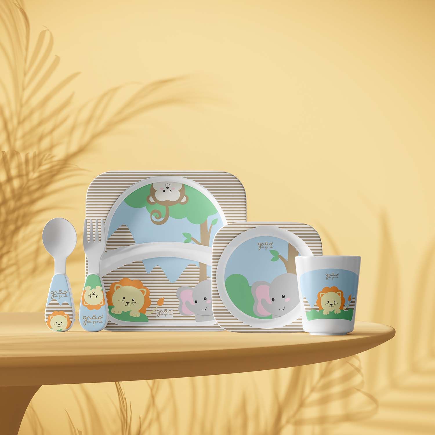 Kit Refeição com Copo e Talheres Amiguinhos Safári