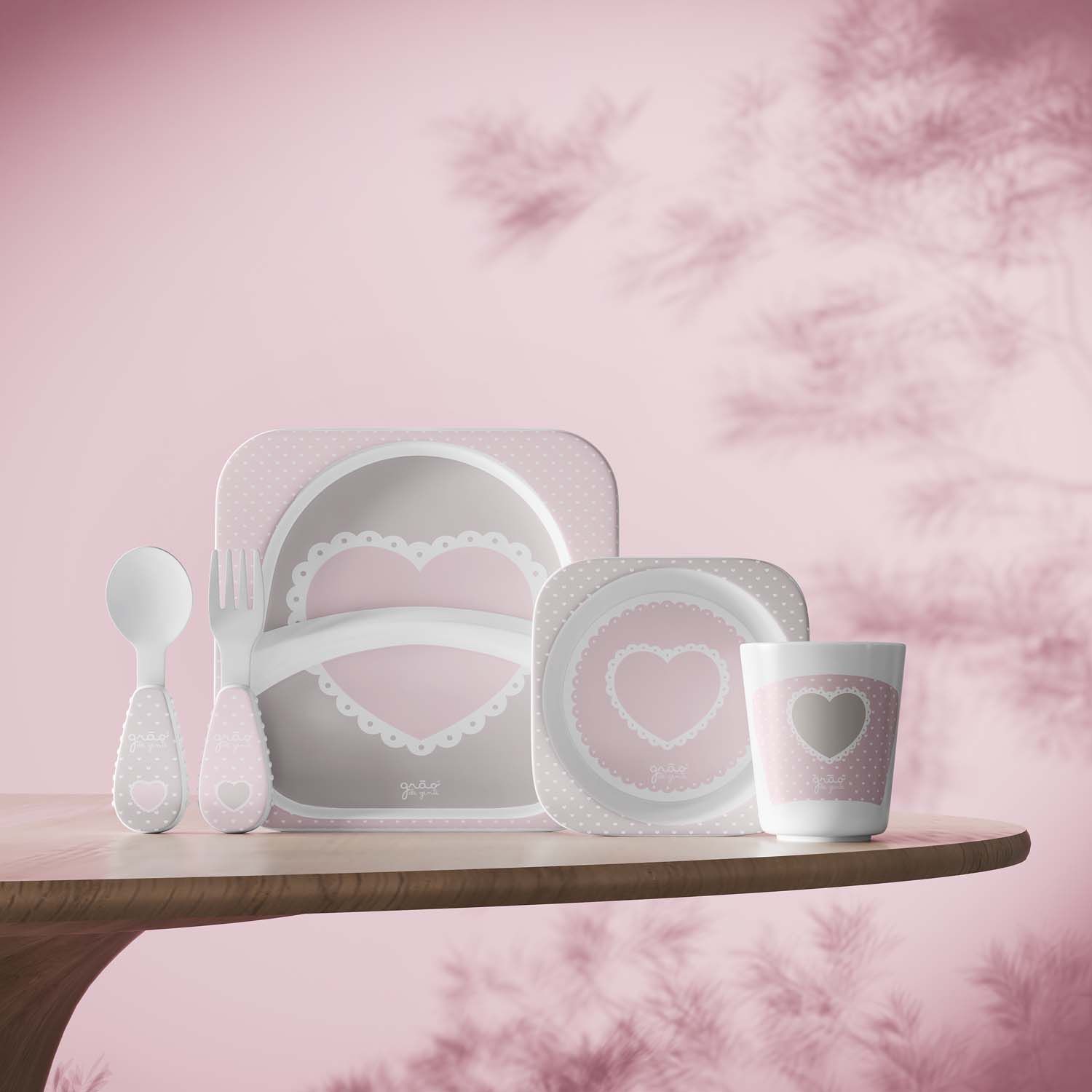 Kit Refeição com Copo e Talheres Coração