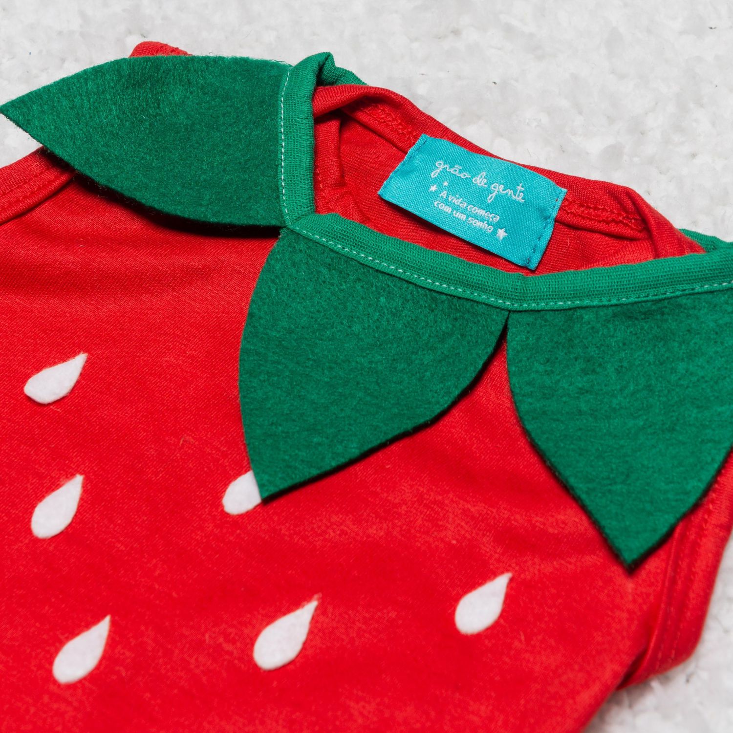 Fantasia Morango Bebê com Saia de Tule 4 Peças