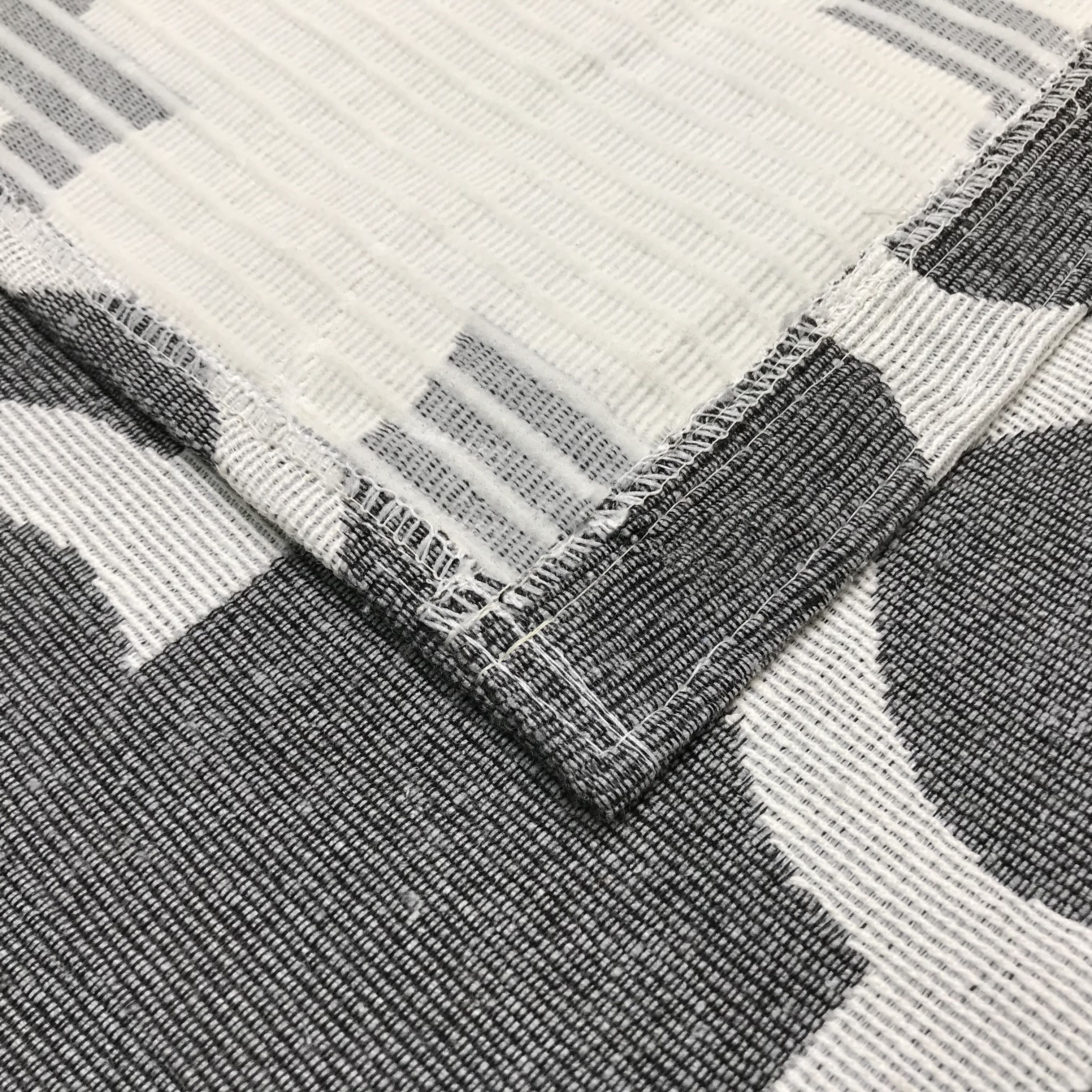 Tapete Retangular Madrid Bege 1,50m