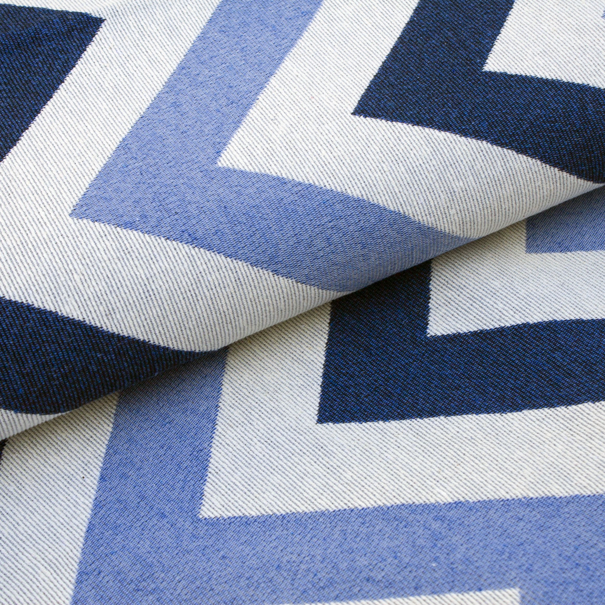 Tapete Retangular Zig Zag Azul 1,50m