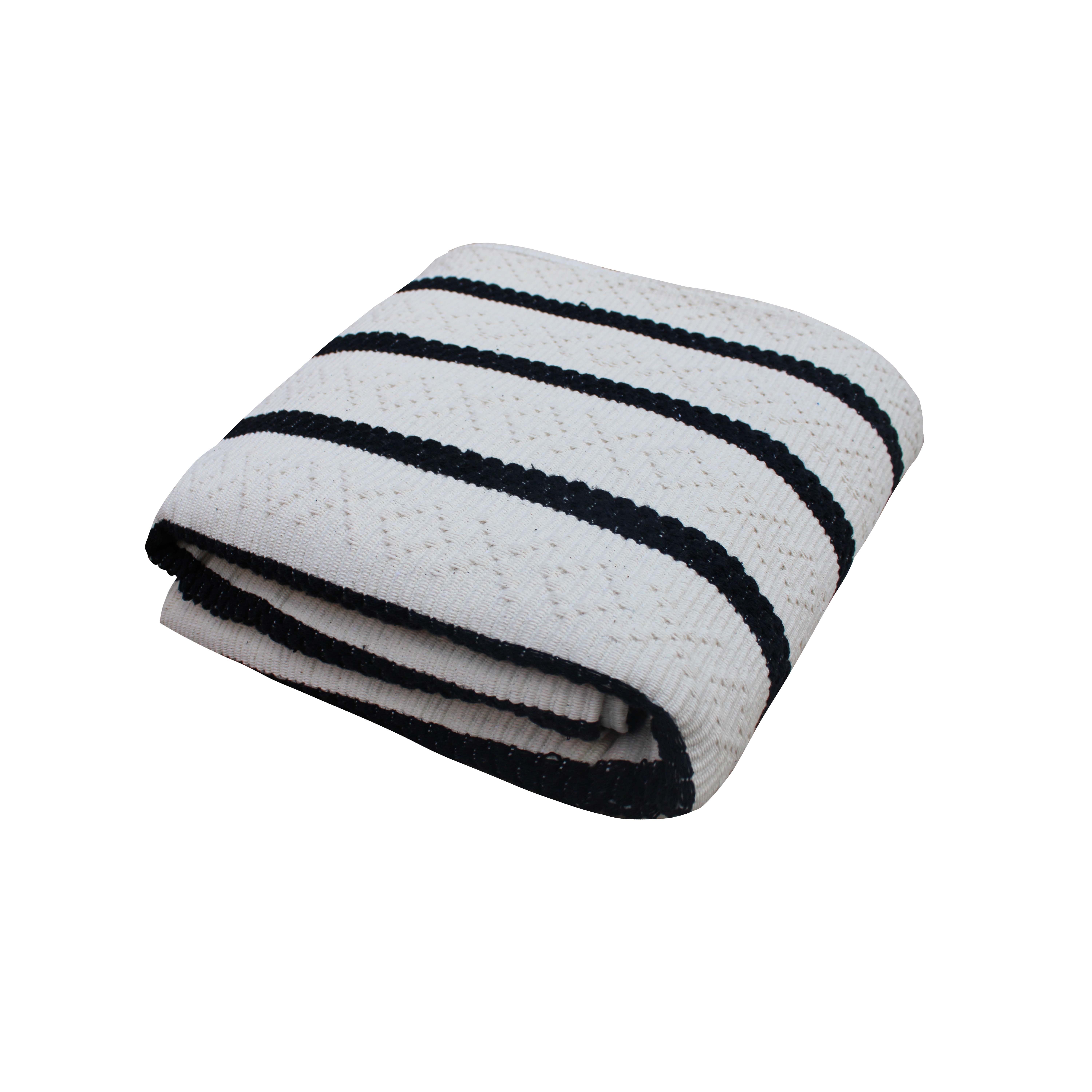 Tapete Retangular Mandacarú Preto 1m