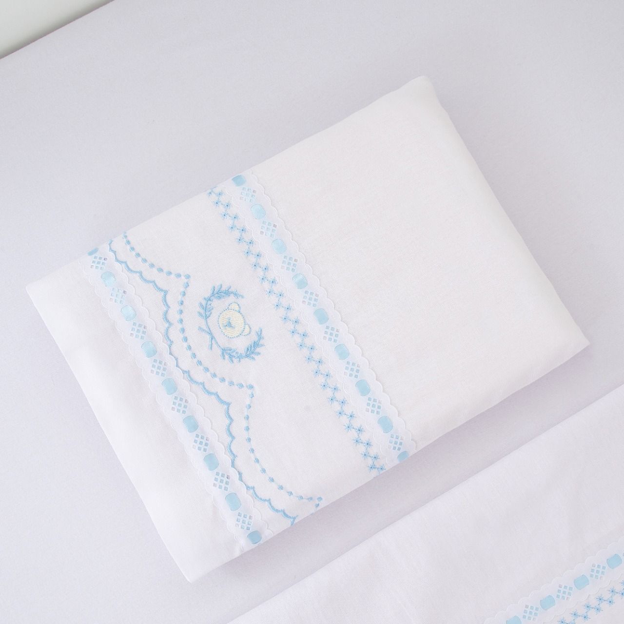 Jogo de Lençol Berço Bordado Ursinho Real Branco 3 Peças