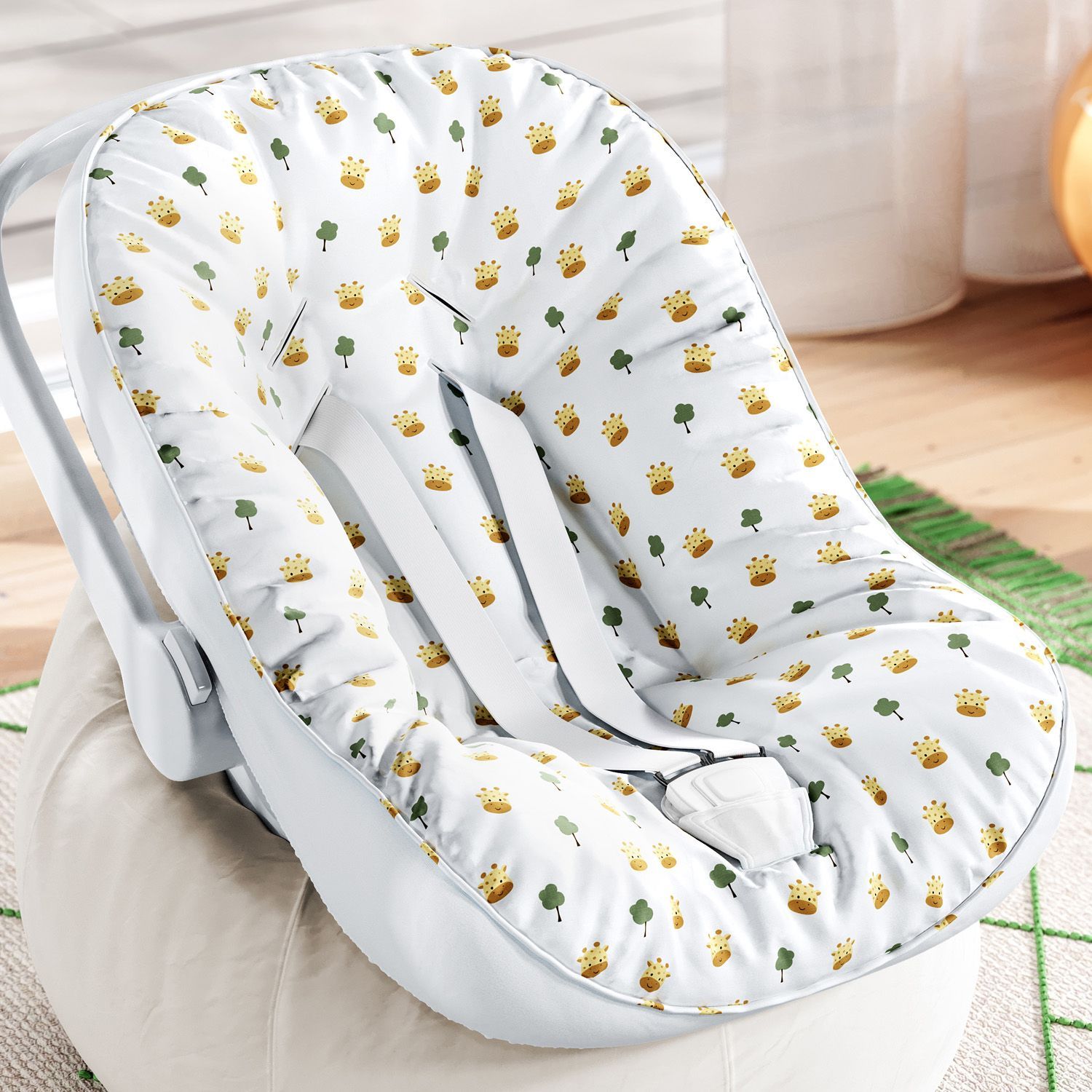 Capa de Bebê Conforto com Protetor de Cinto Amiguinha Girafa