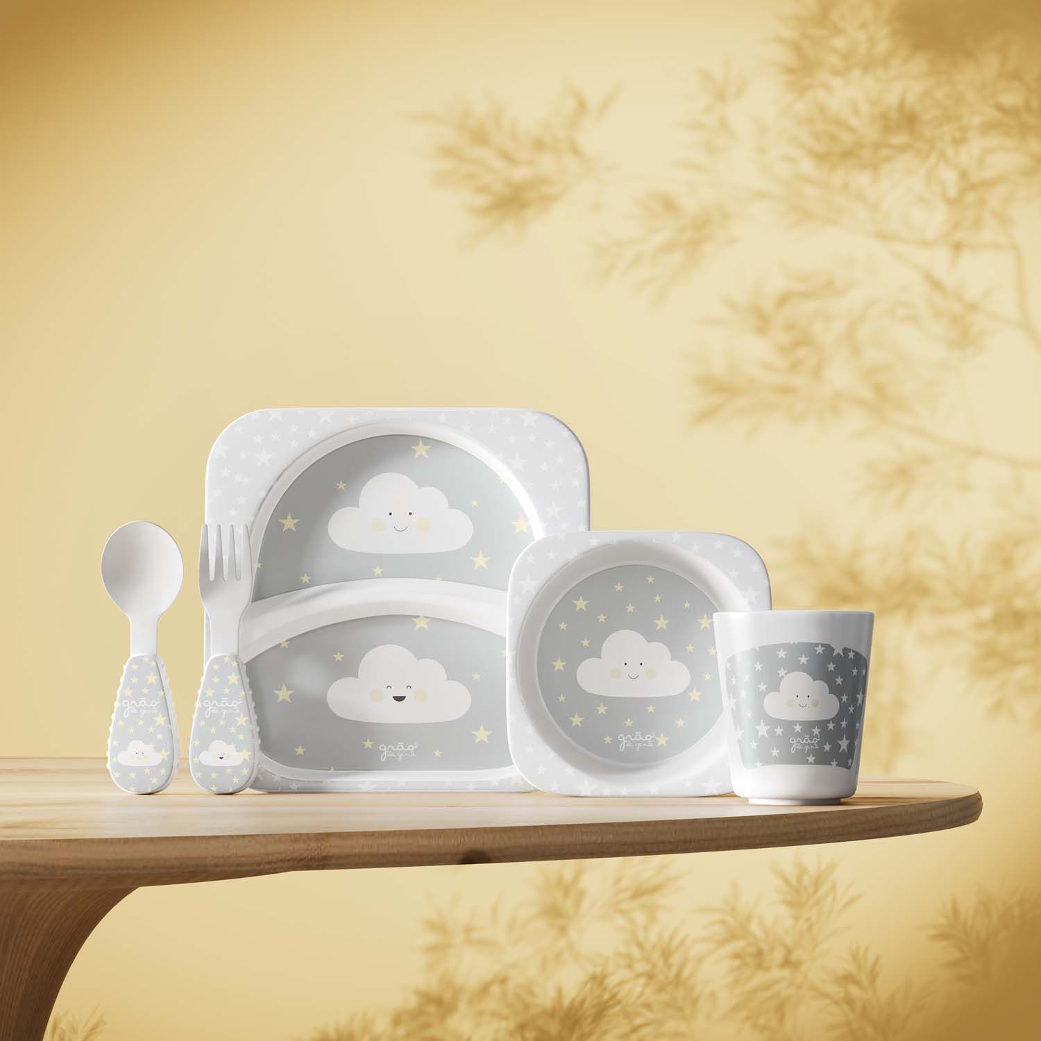 Kit Refeição com Copo e Talheres Nuvem