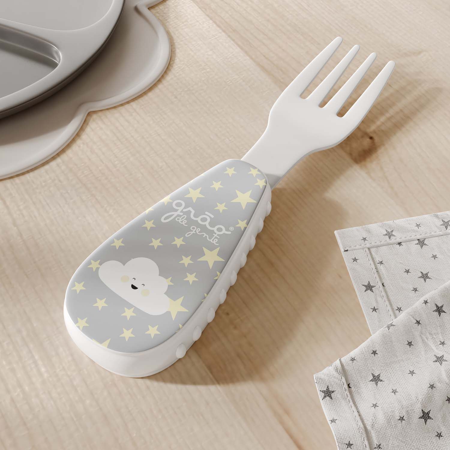Kit Refeição com Copo e Talheres Nuvem