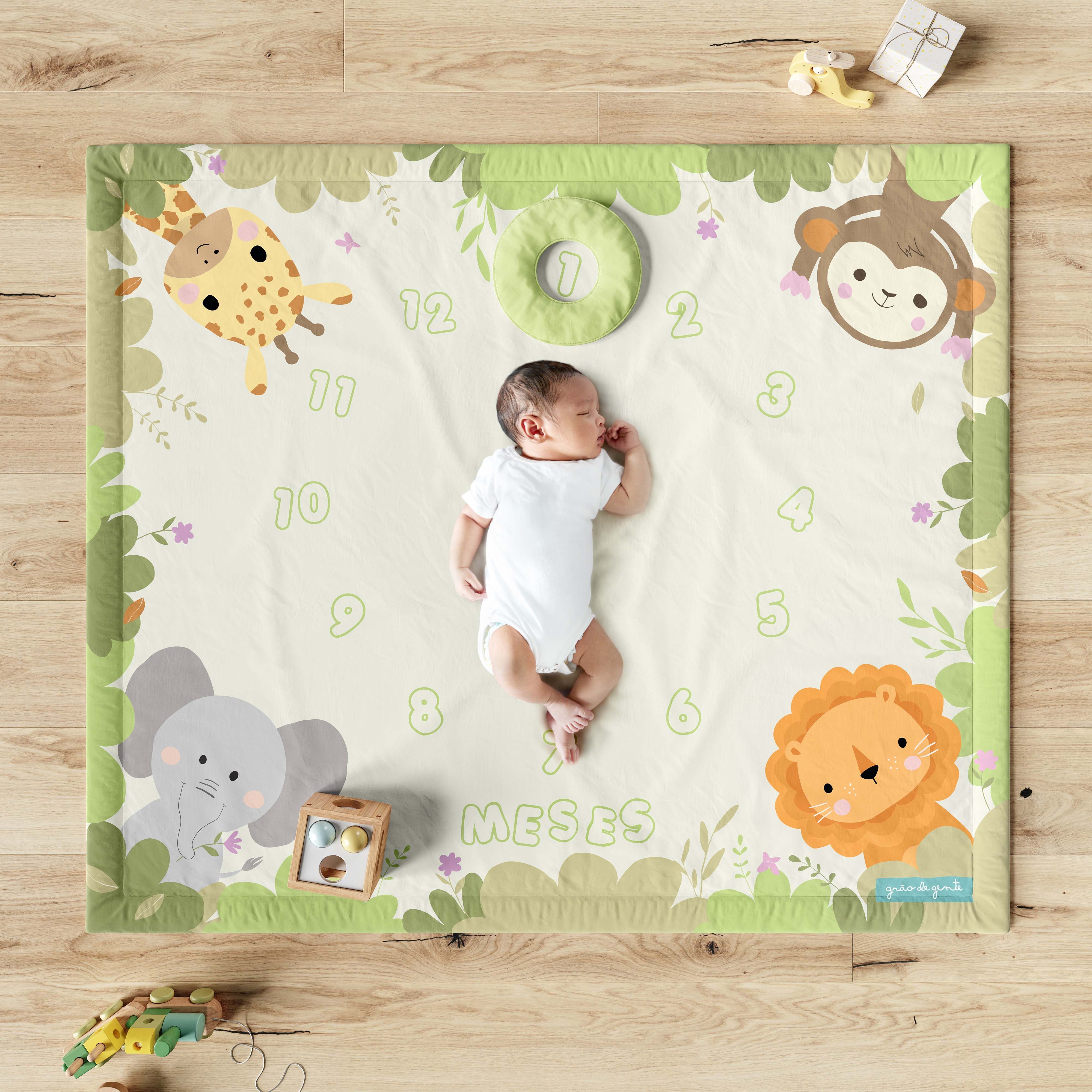 Tapete Mesversário Folhas Selva Baby