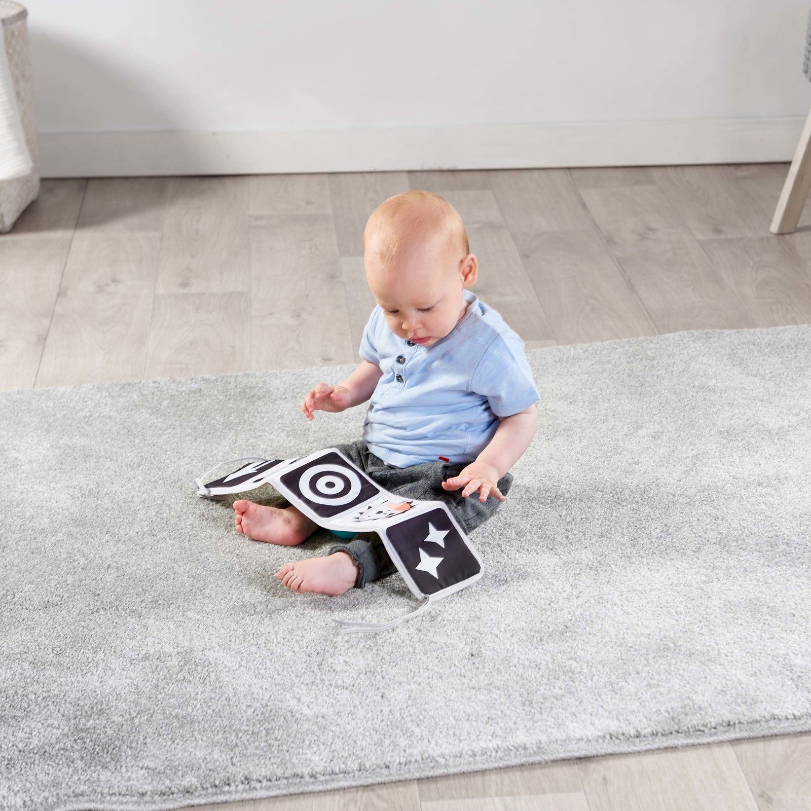 Tapete de Atividades Gymini Magic Black & White Meadow Days