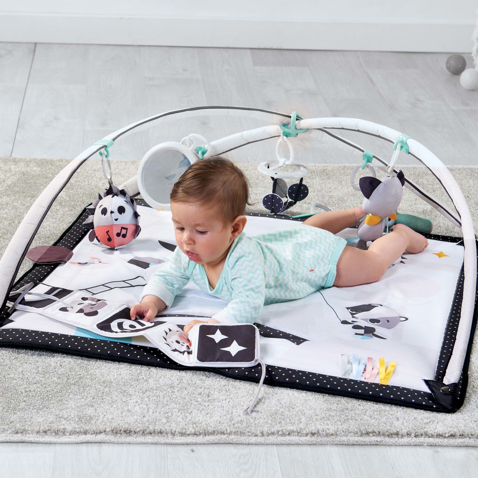 Tapete de Atividades Gymini Magic Black & White Meadow Days