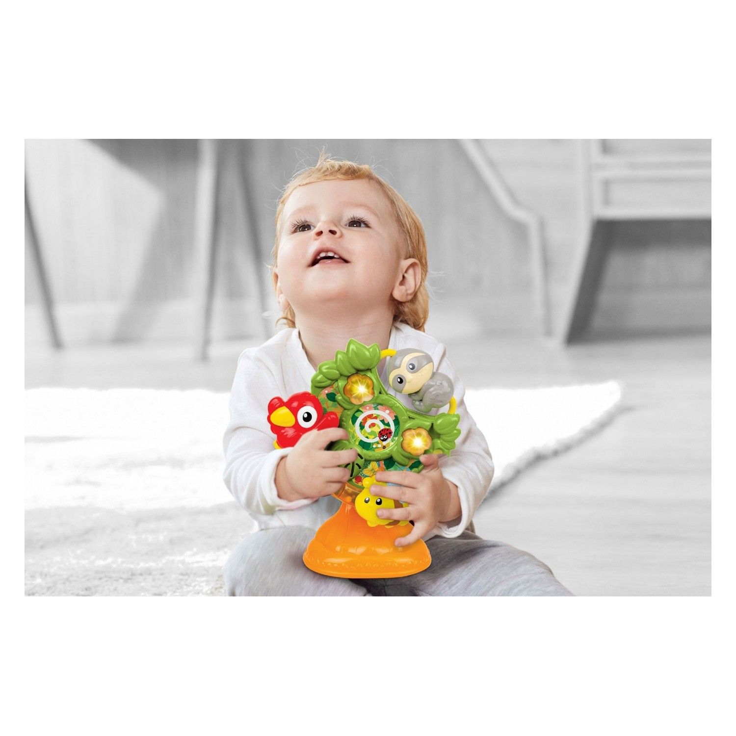 Girando a Árvore com Amiguinhos