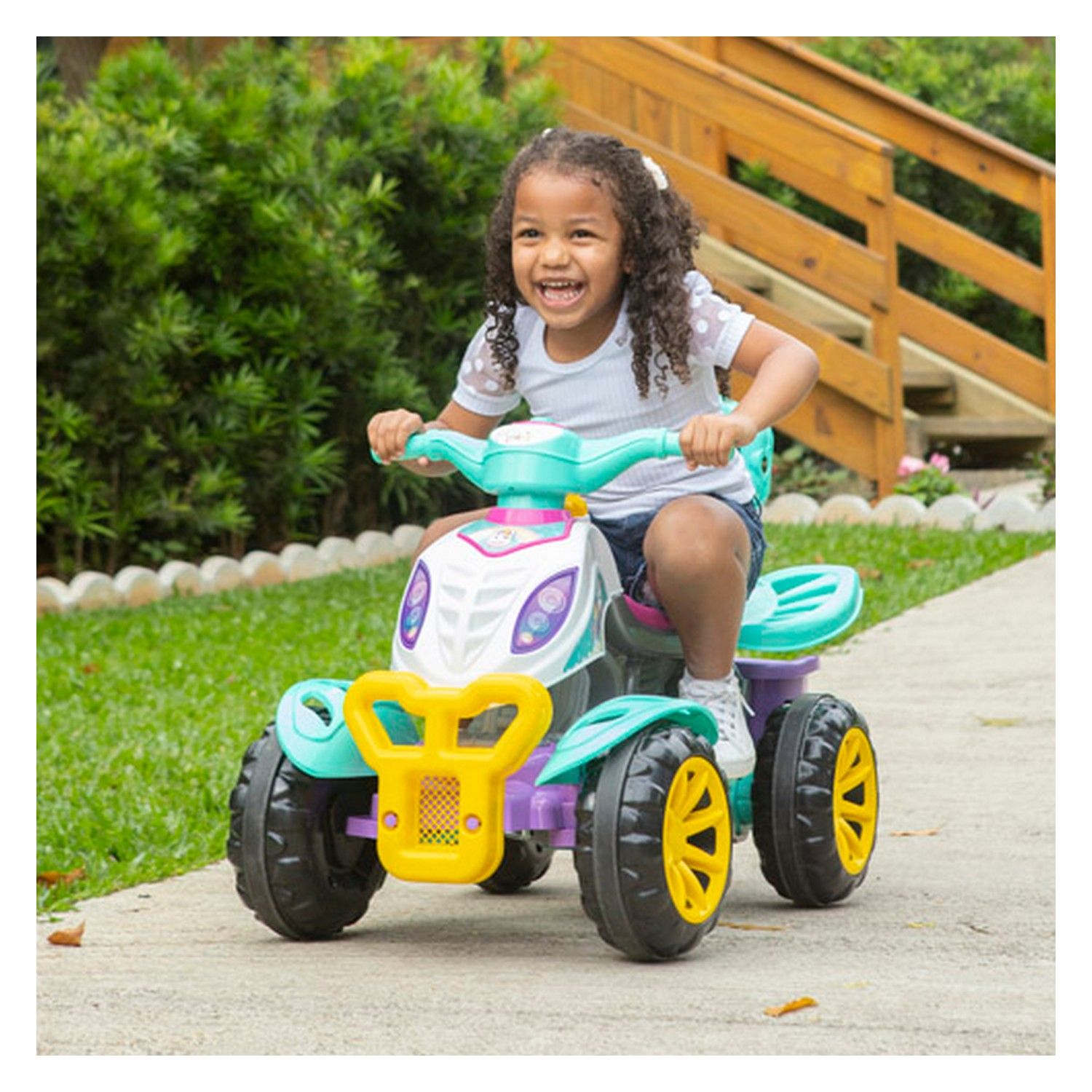 Quadriciclo com Empurrador Verde e Azul