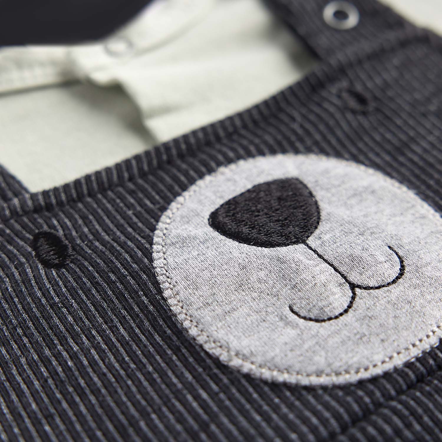 Macacão Jardineira Ursinho Preto