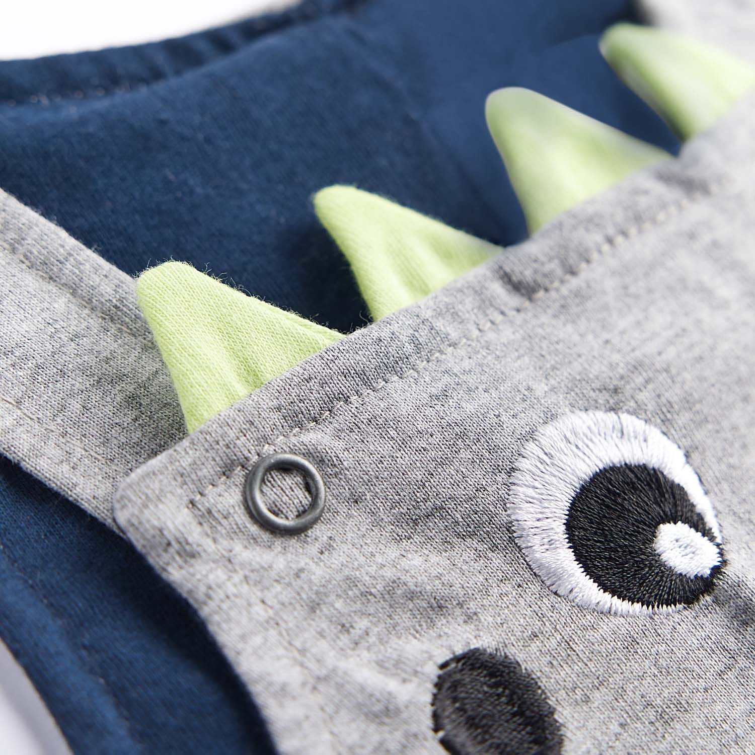 Jardineira Dino Tam M