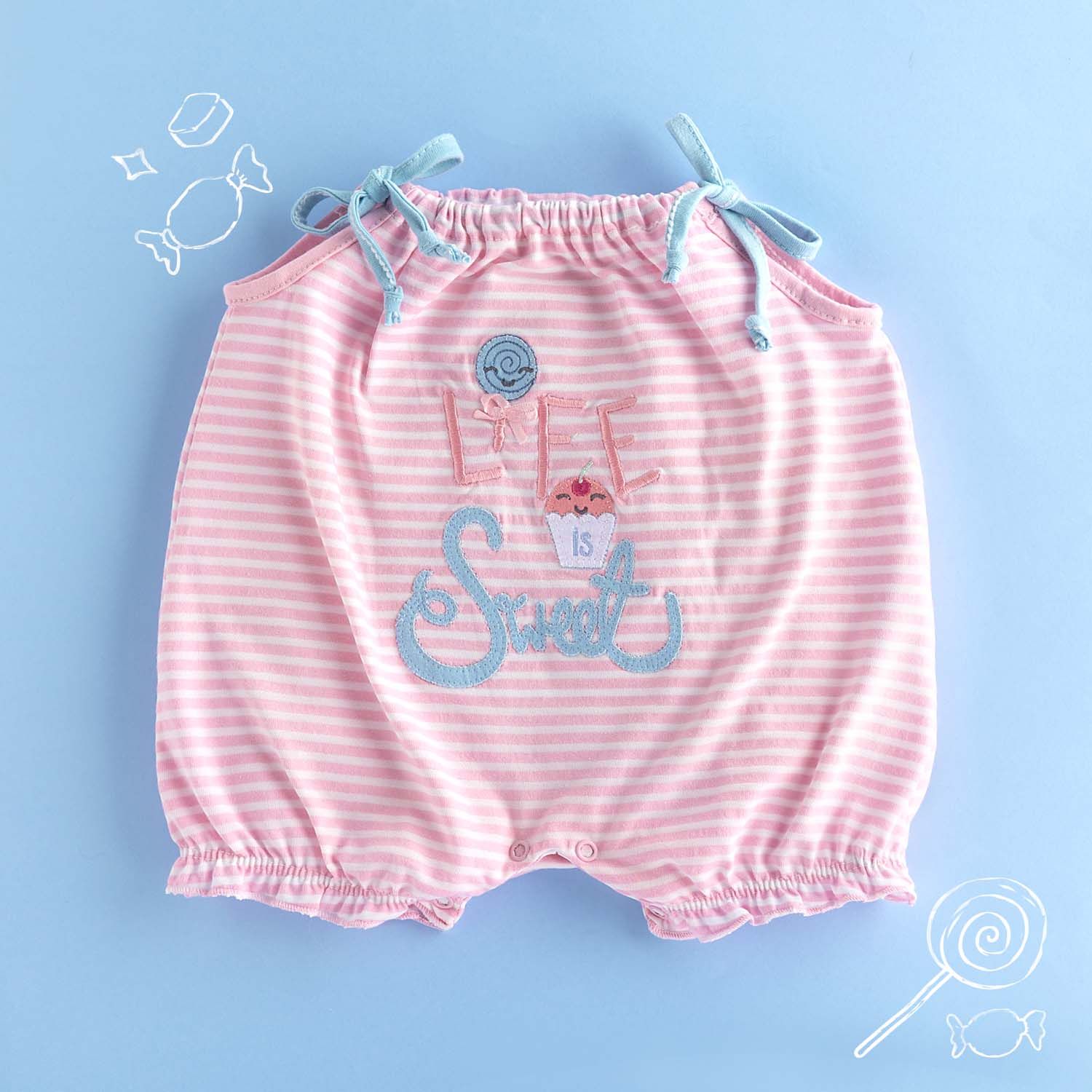 Macacão Curto Life is Sweet Listrado Rosa