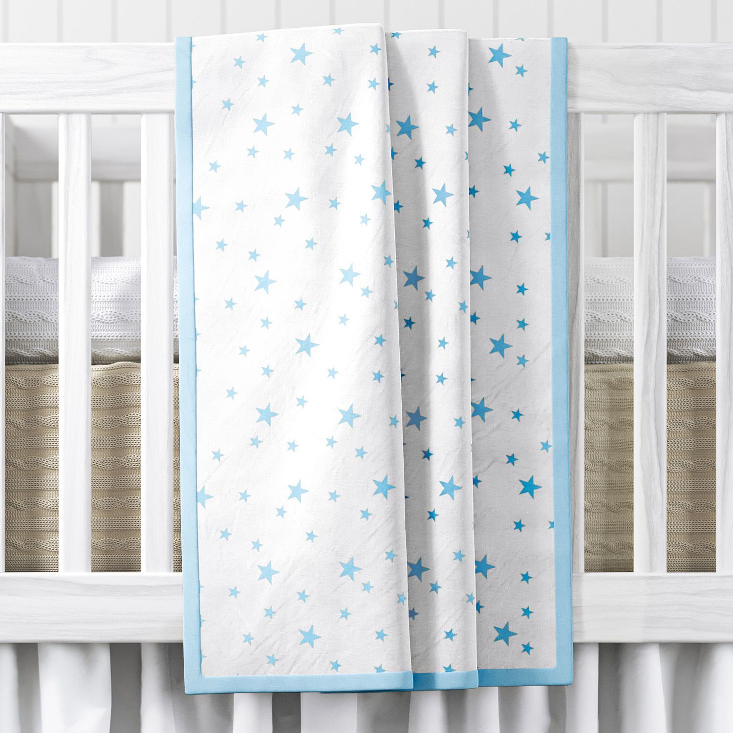 Quarto de Bebê Completo Trança Nuvem Coração Rosa 16 Peças