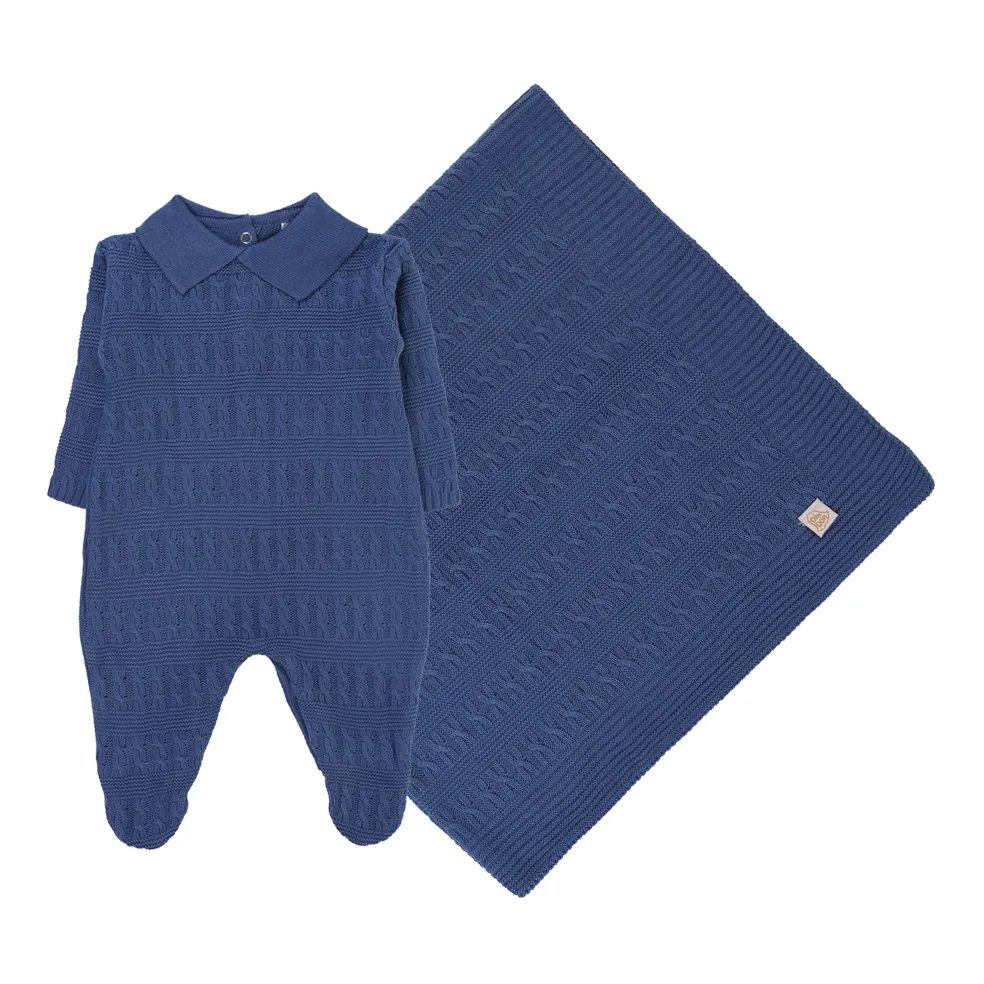 Saída de Maternidade Din Don com Trança Transpassada Azul Claro