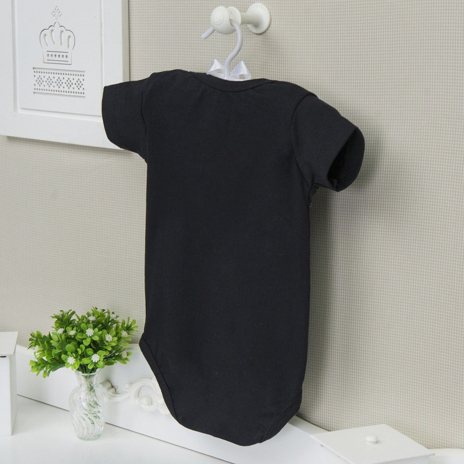 Body Manga Curta Liso Preto 9 a 12 Meses