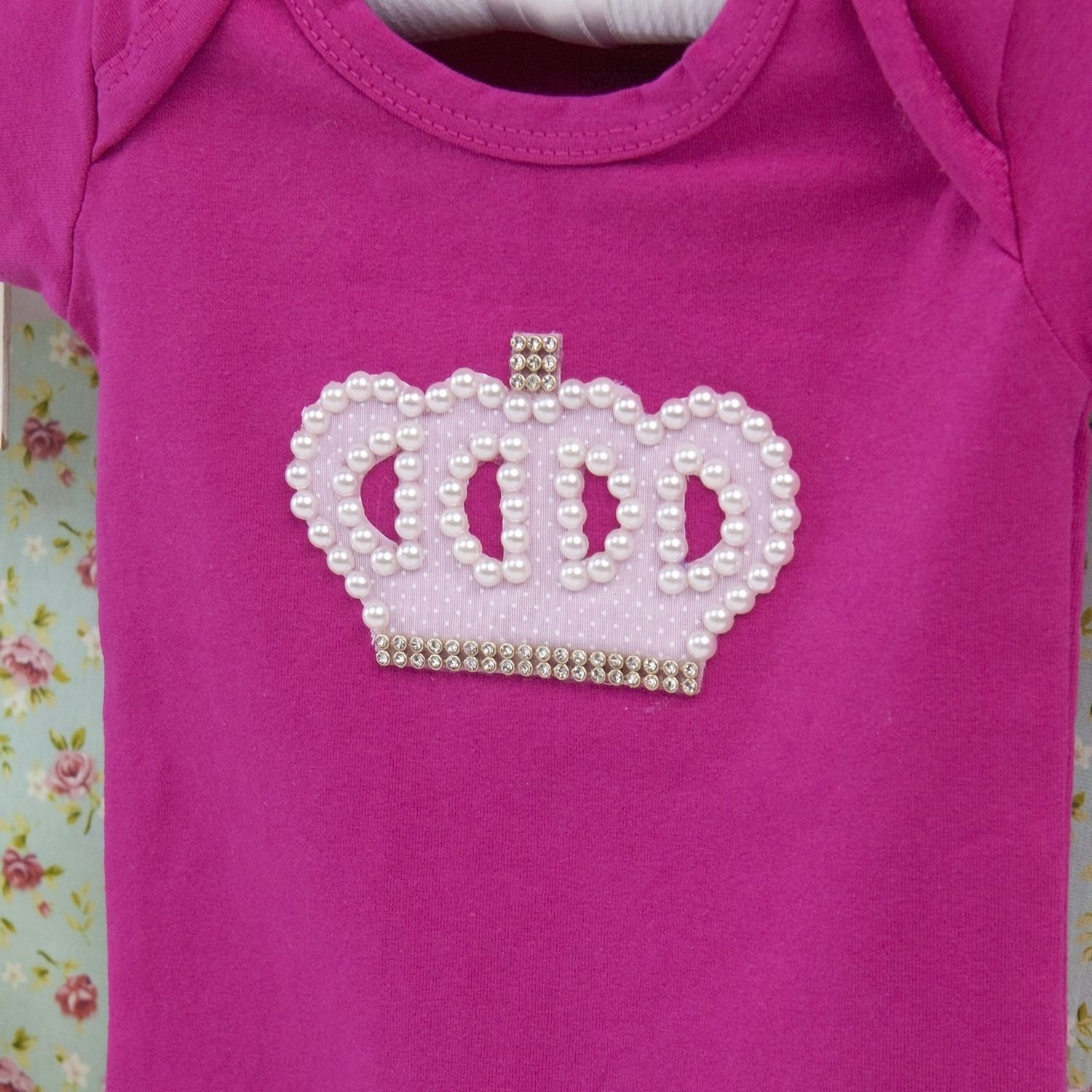 Body Manga Curta Coroa Poá Com Pérolas Pink Tam G