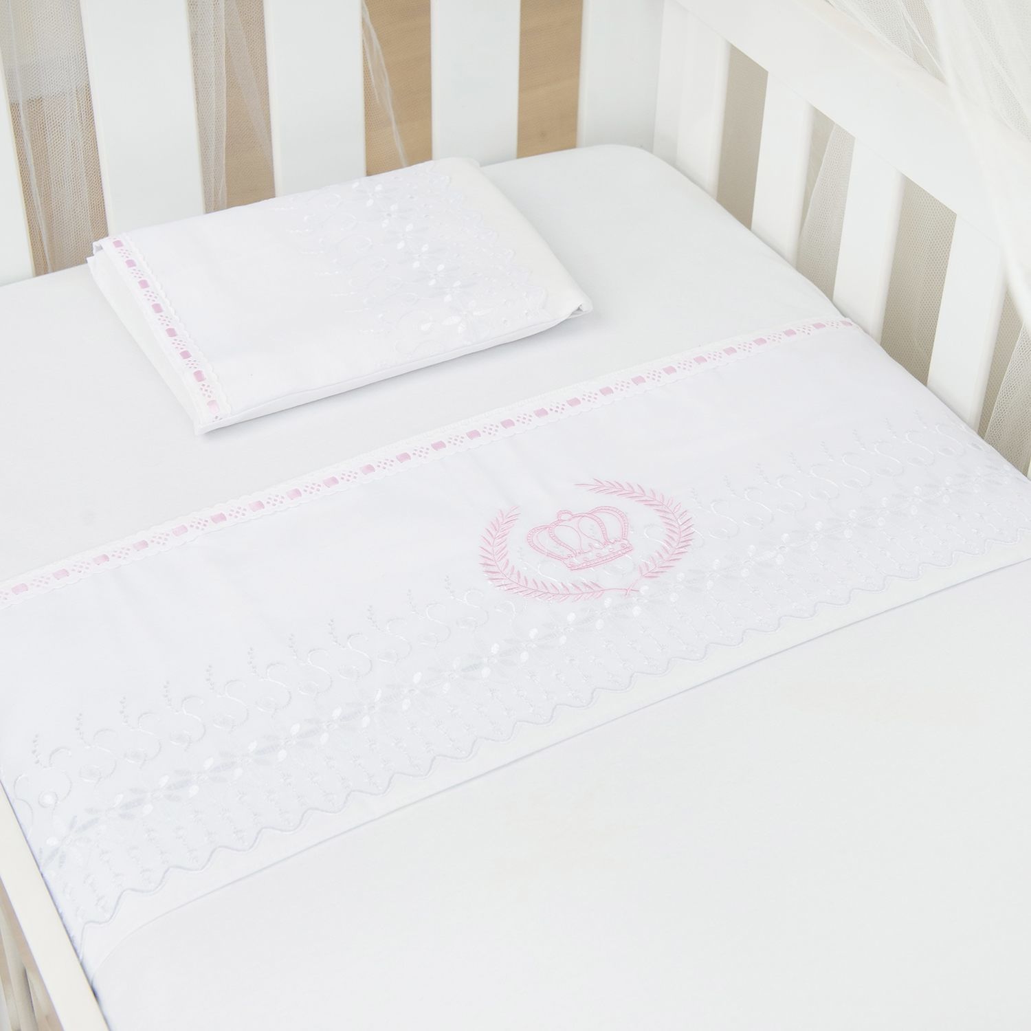 Jogo de Lençol Berço Bordado Príncipe Azul e Branco 3 Peças