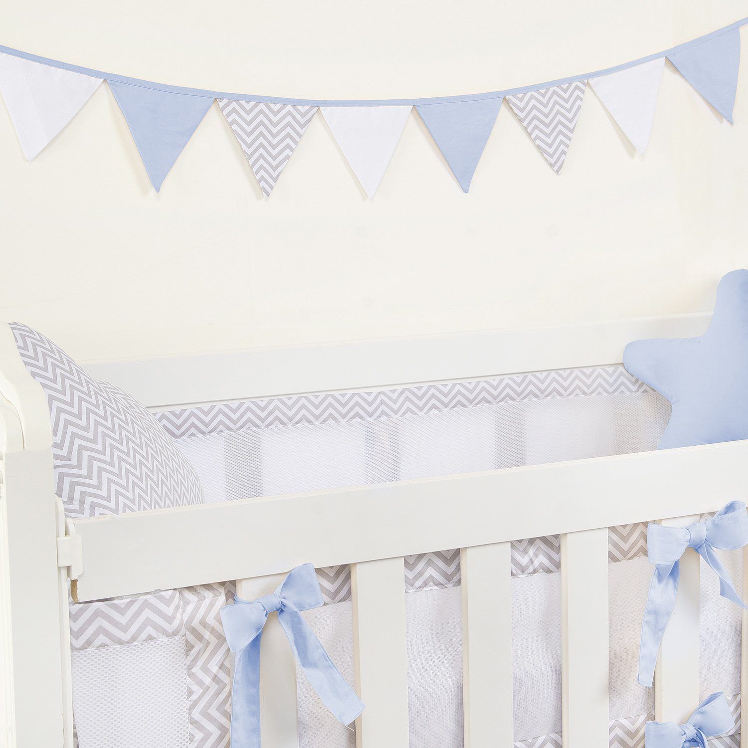 Varal de Berço Bandeirinhas Chevron Azul 1,60m