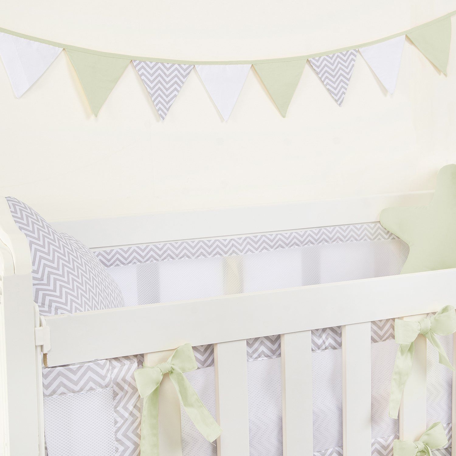 Varal de Berço Bandeirinhas Chevron Verde 1,60m