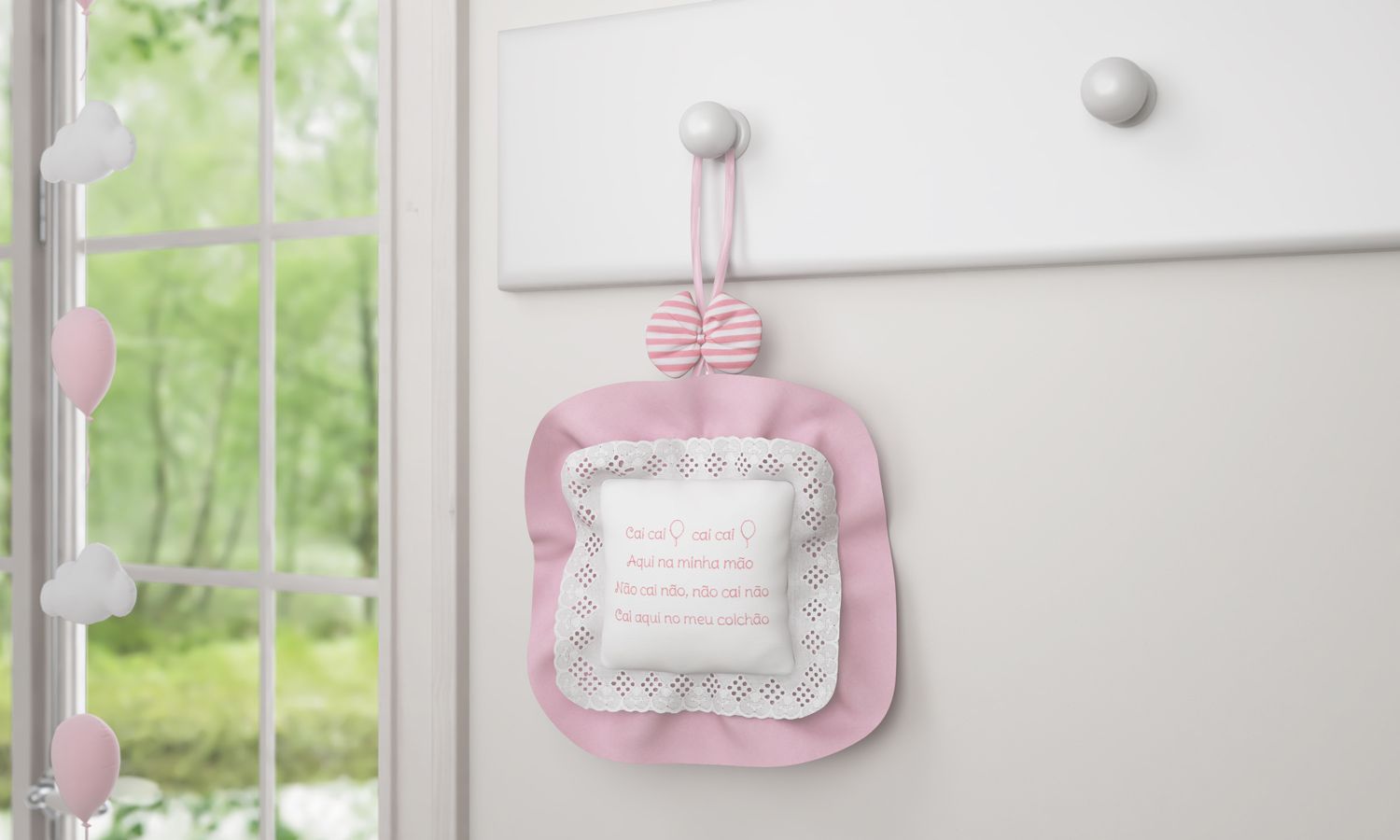 Medalhão Maternidade Cai Cai Balão Rosa