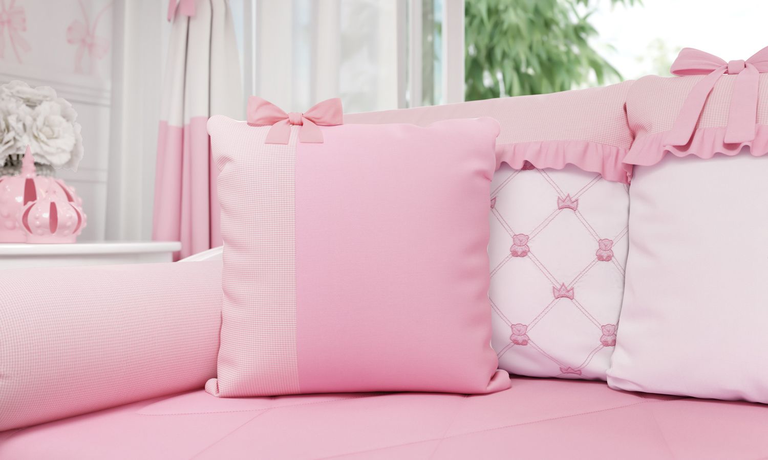 Almofada Laço Ursinho Clássico Marinho 38cm