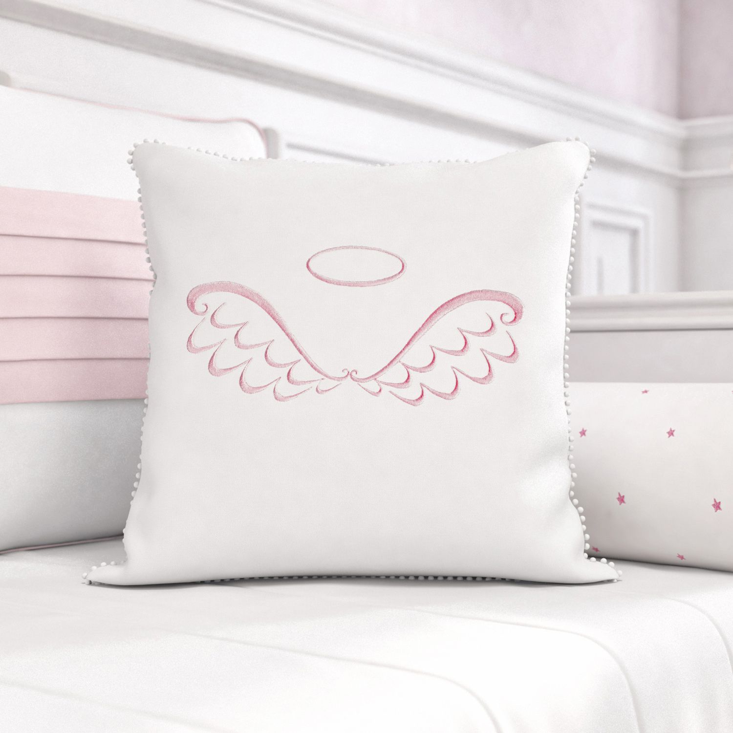 Almofada Quadrada Bordada Anjo com Pompom 38cm