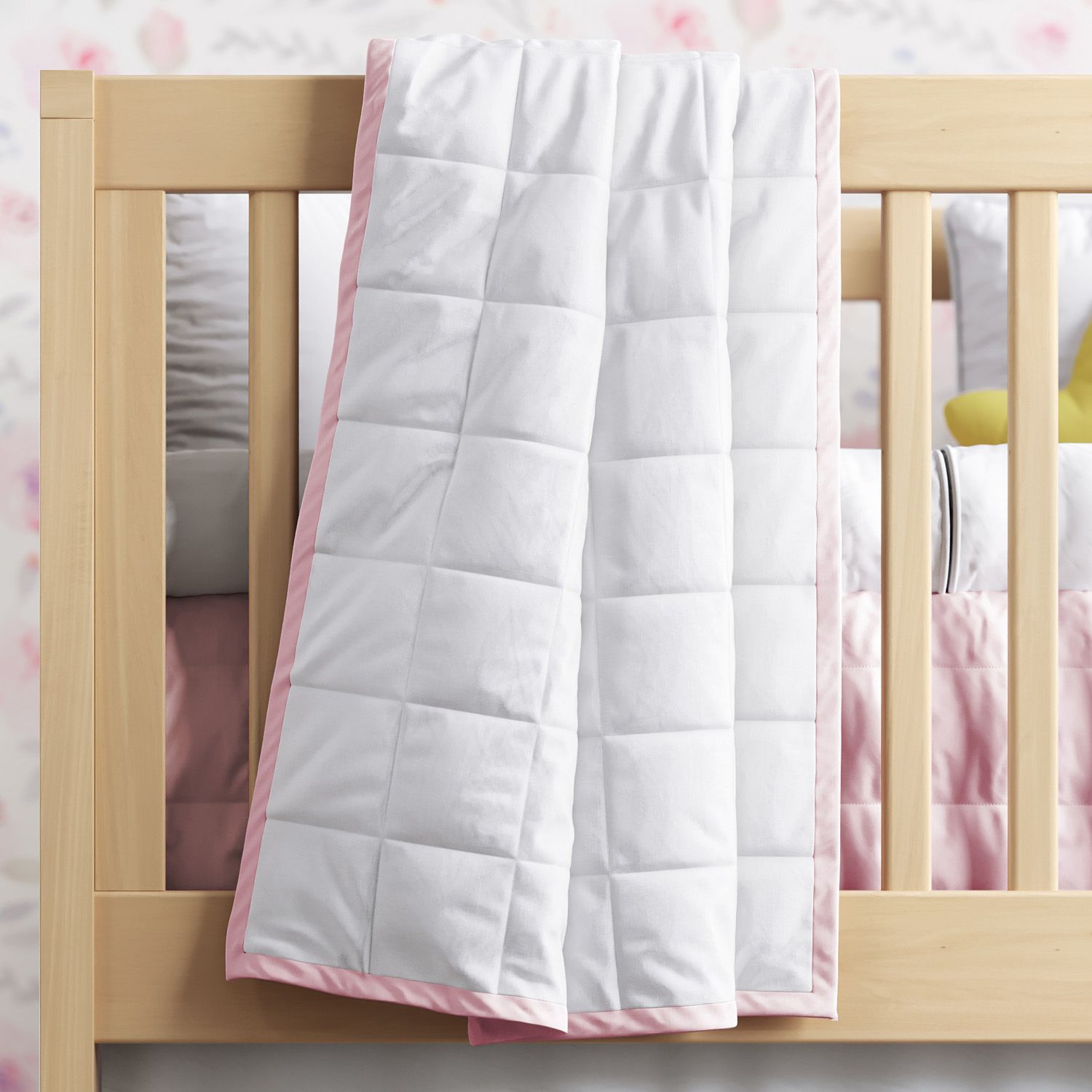 Edredom de Berço Matelassê Quadriculado Branco e Rosa